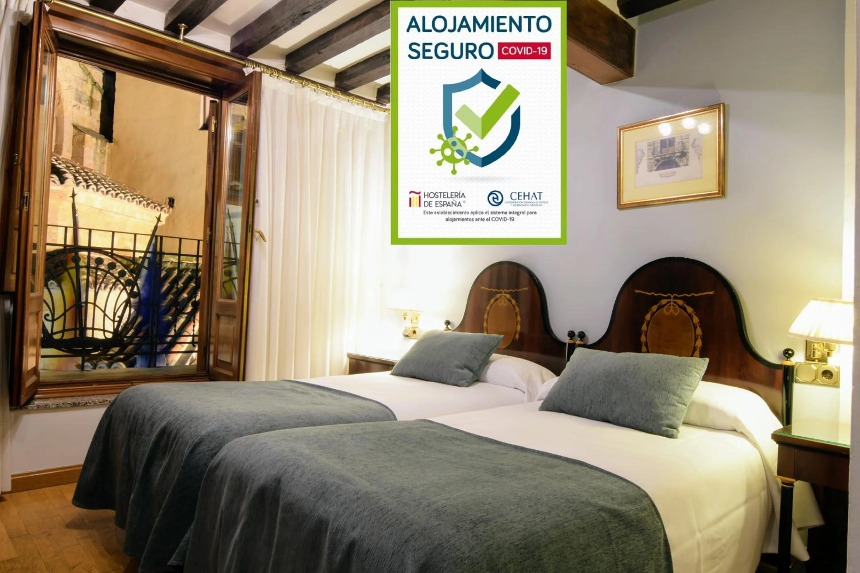 Photo of the whole room, Bed in Hospedium Plaza Mayor Salamanca
