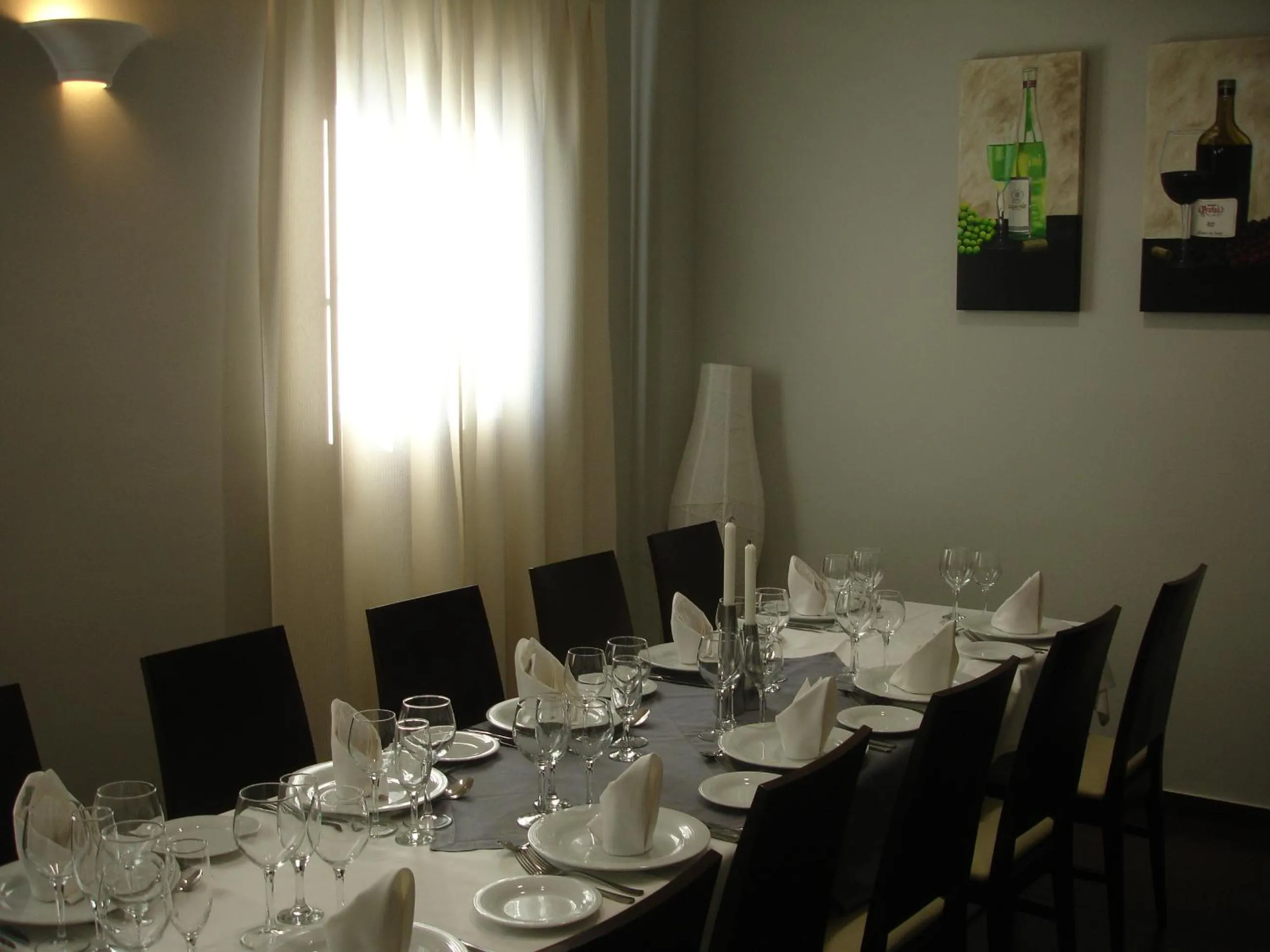 Restaurant/places to eat in Hotel Rural Arroyo la Plata by Bossh Hotels