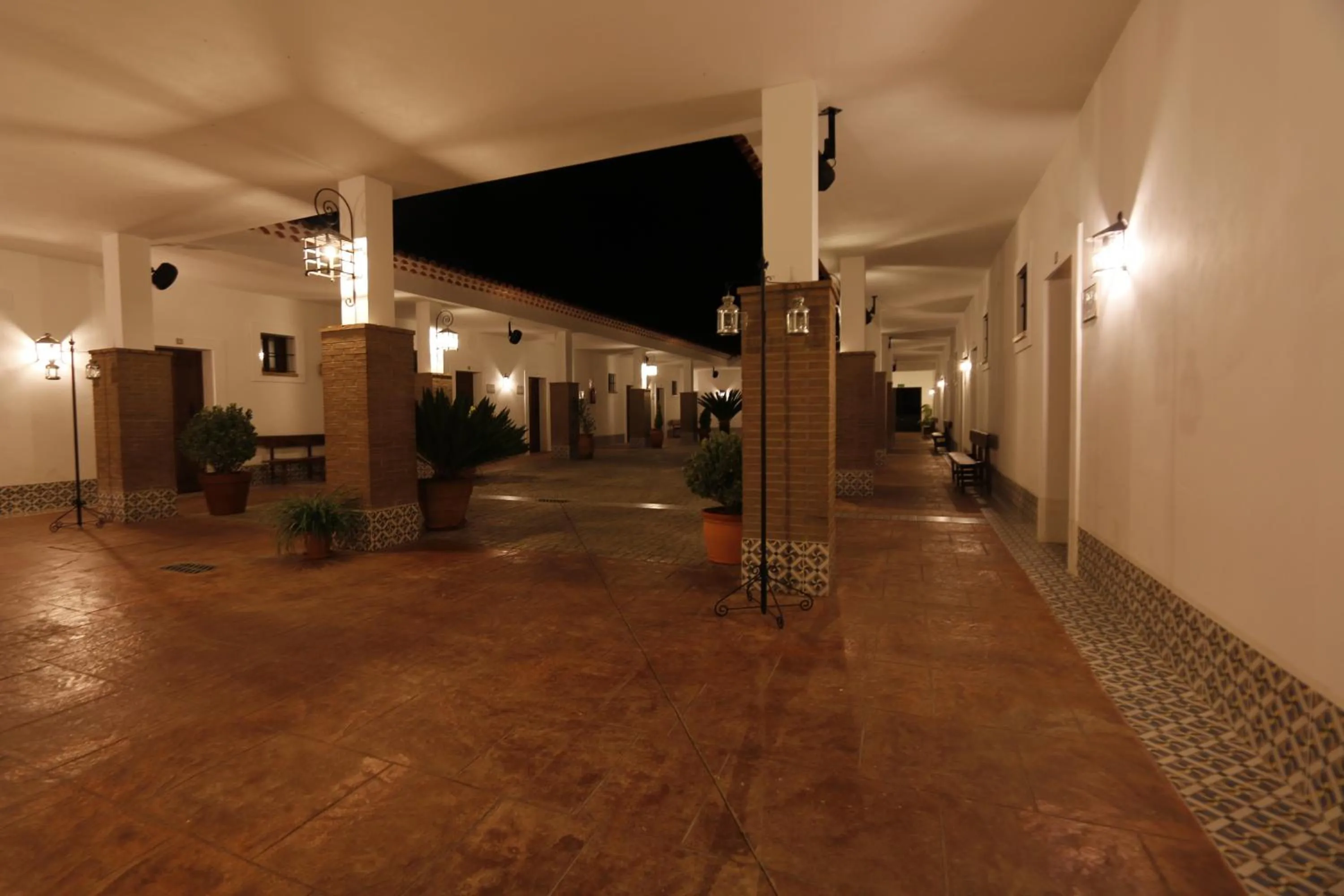 Patio in Hotel Rural Arroyo la Plata by Bossh Hotels