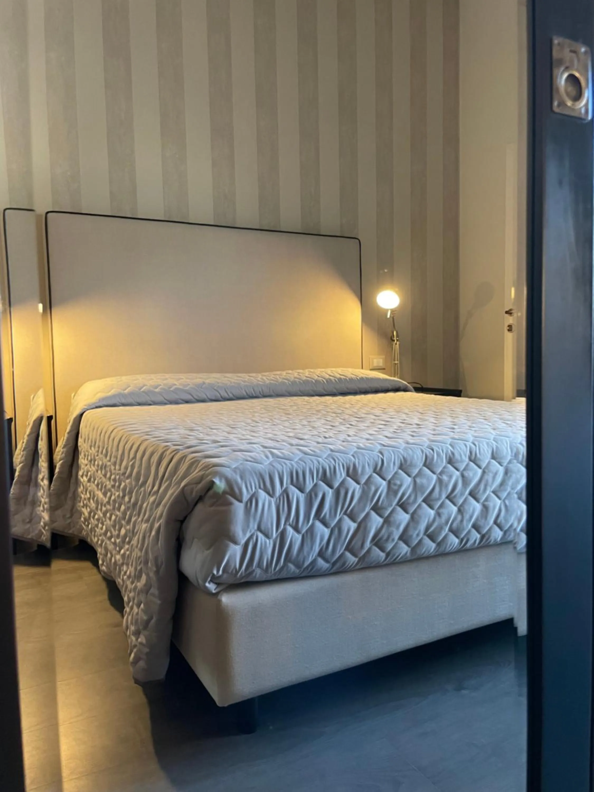 Photo of the whole room, Bed in Hotel Vera