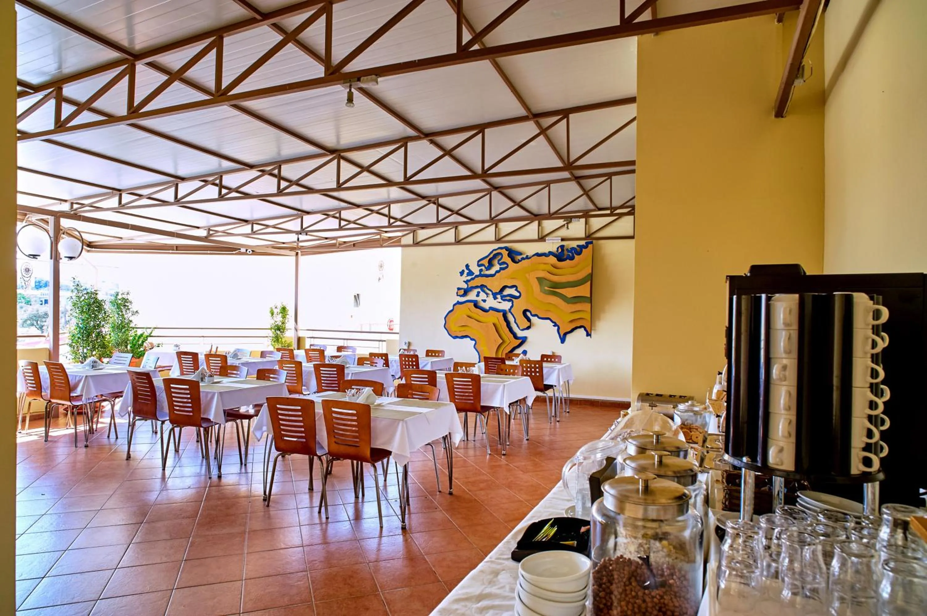 Buffet breakfast in Veronica Hotel