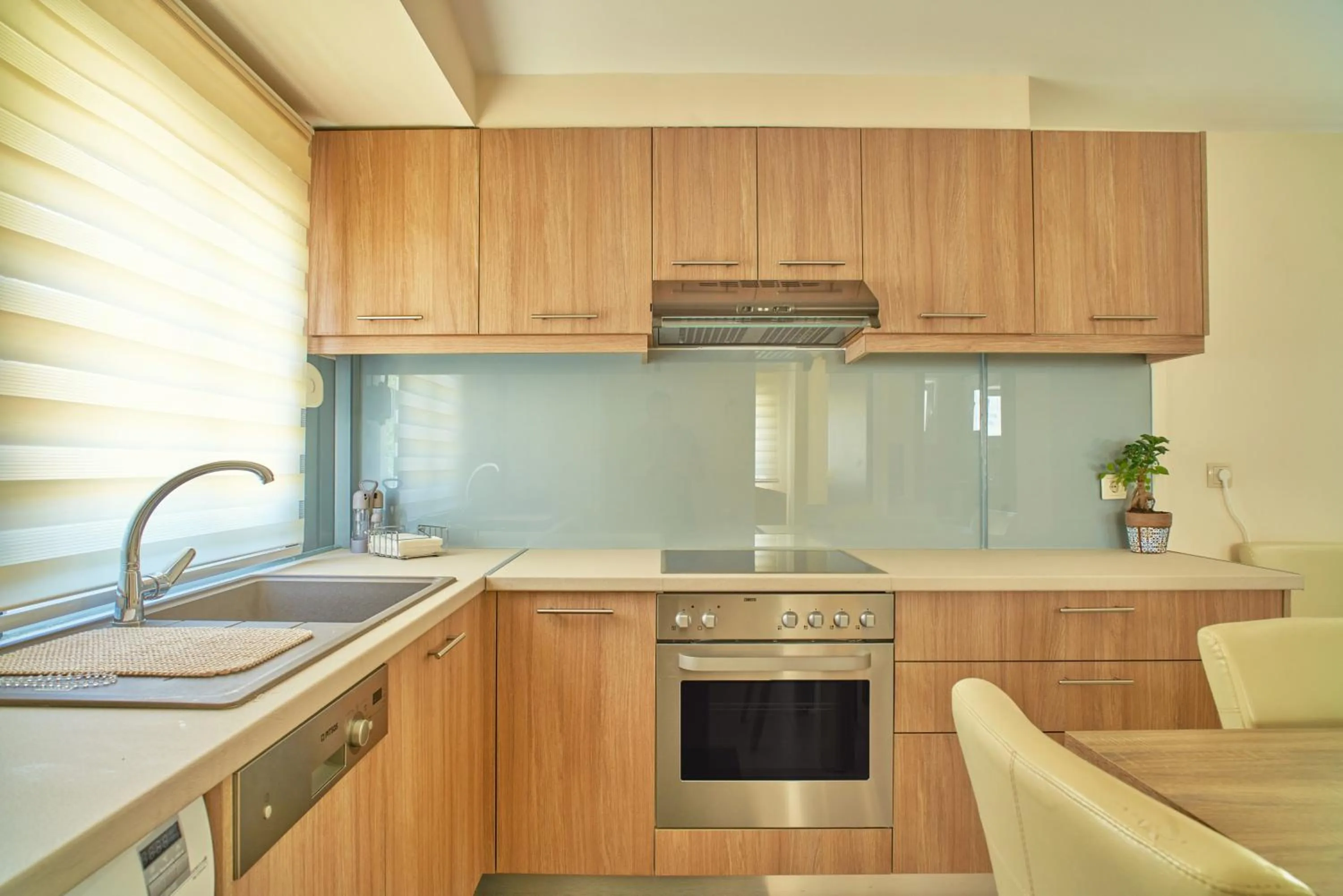 Communal kitchen in Veronica Hotel