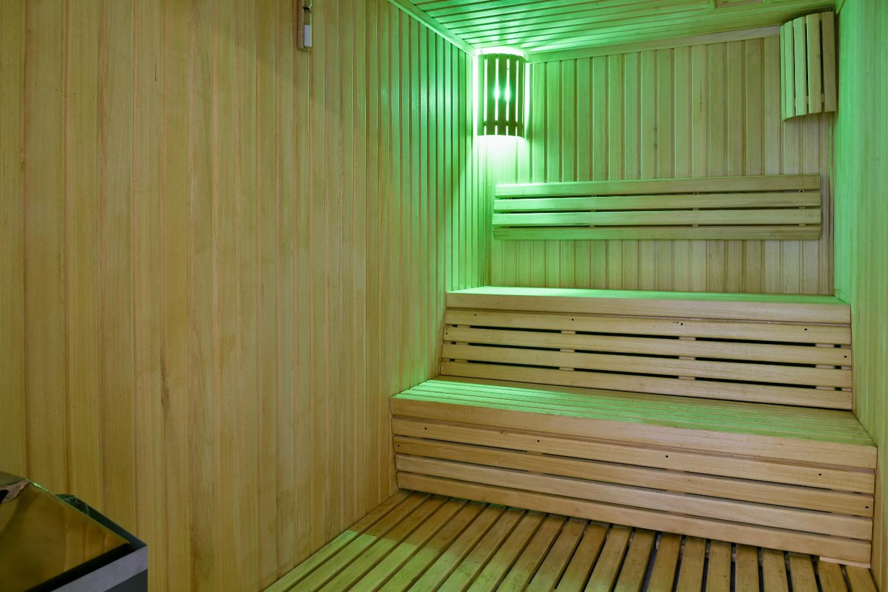 Sauna in Golden Dune Hotel Turaif