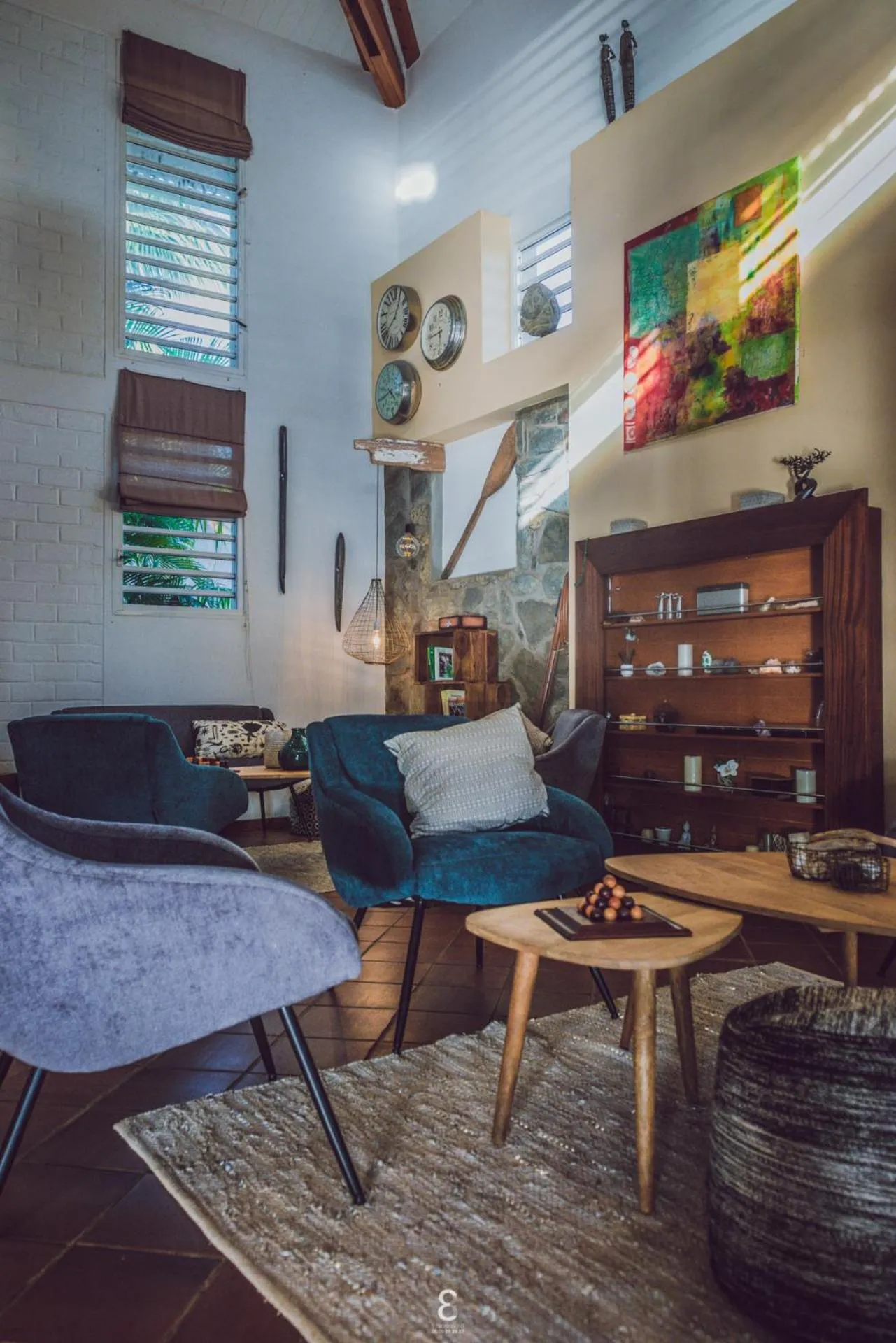 Communal lounge/ TV room in Villa d’ô