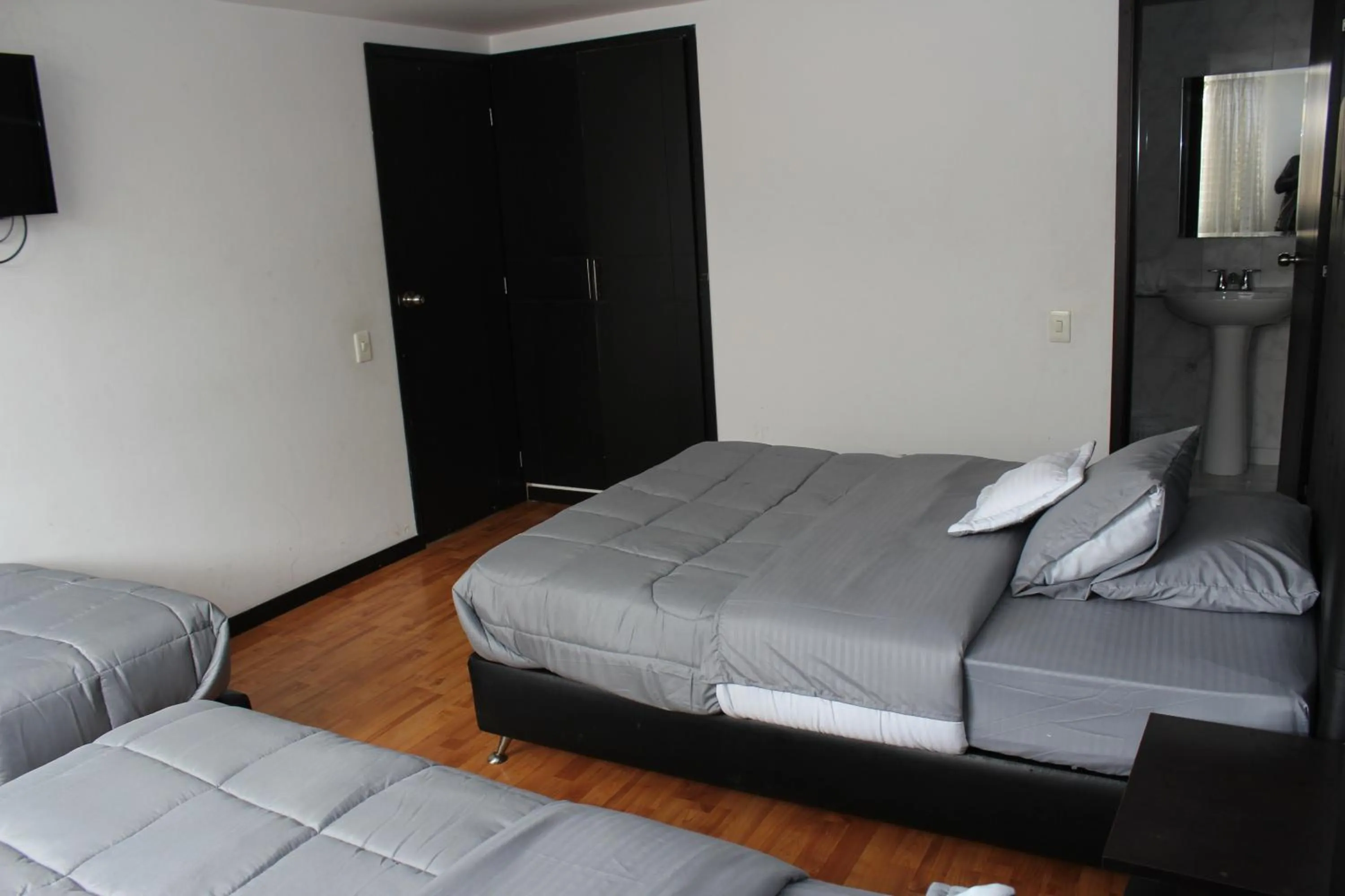 Bed in Hotel Dorado Plaza Bogota