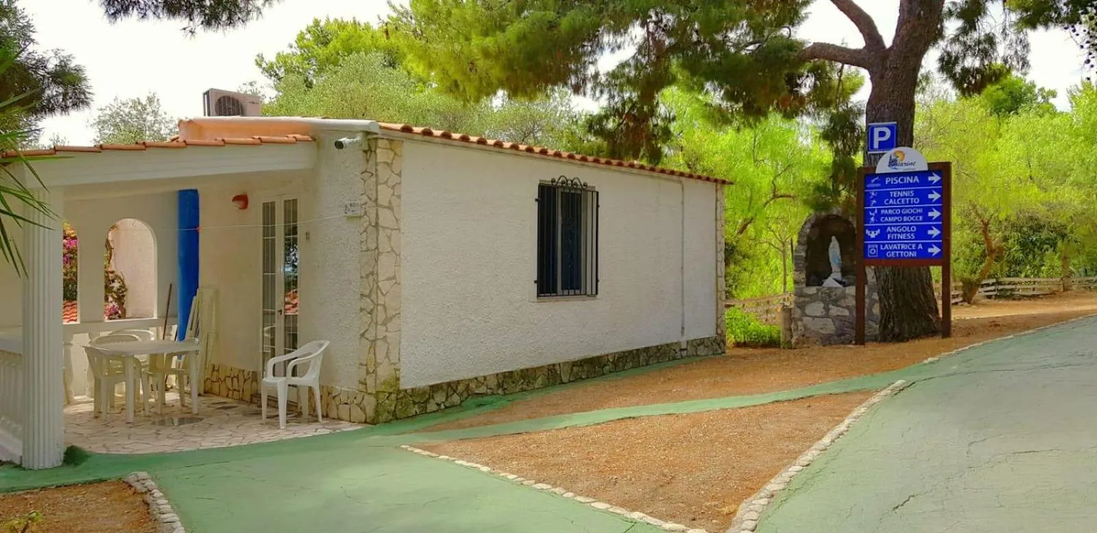 RESIDENCE EMARINE con SERVIZIO SPIAGGIA INCLUSO