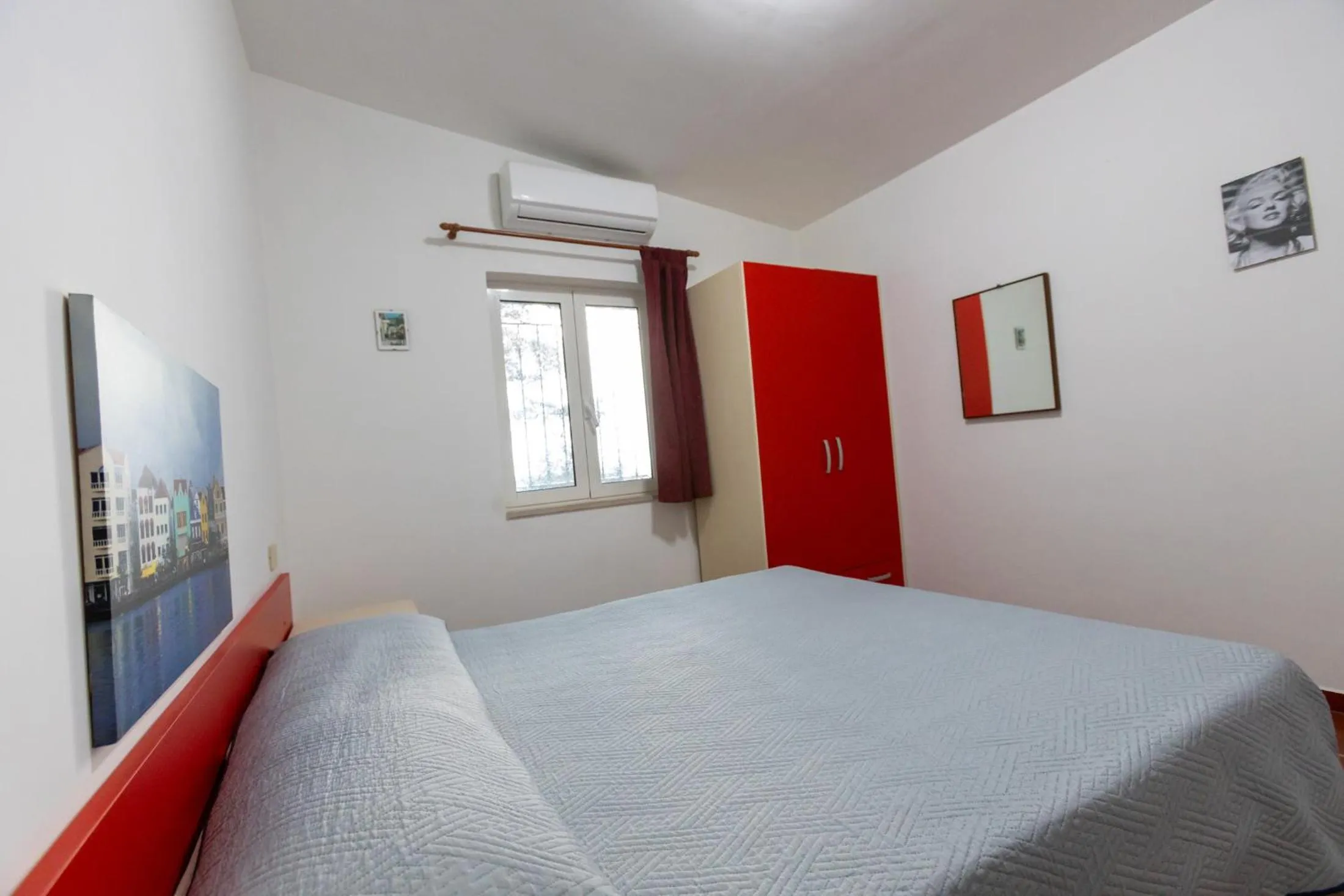 Bed in RESIDENCE EMARINE con SERVIZIO SPIAGGIA INCLUSO