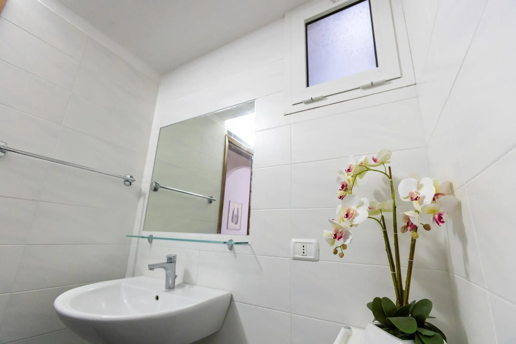 RESIDENCE EMARINE con SERVIZIO SPIAGGIA INCLUSO