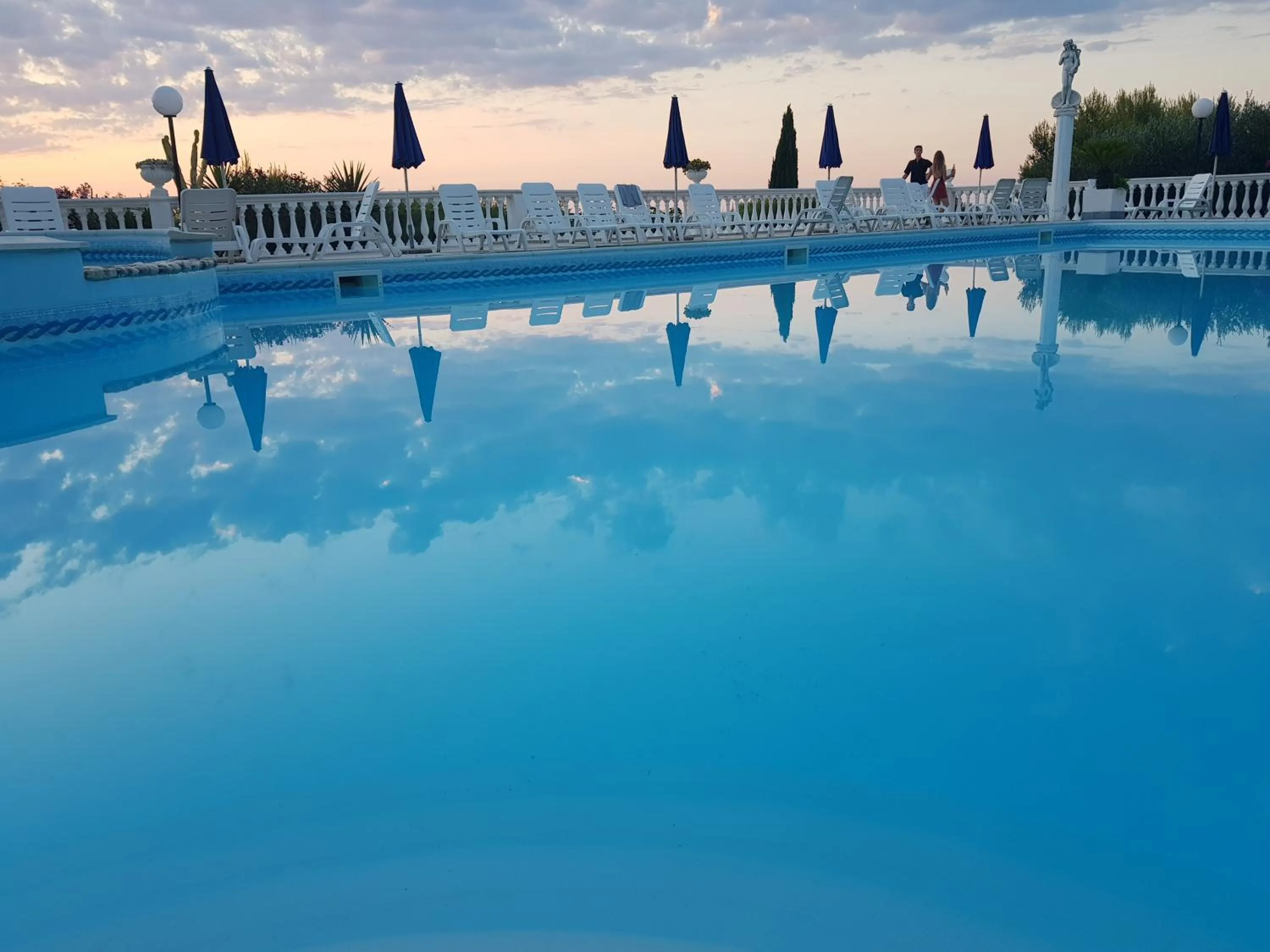 RESIDENCE EMARINE con SERVIZIO SPIAGGIA INCLUSO