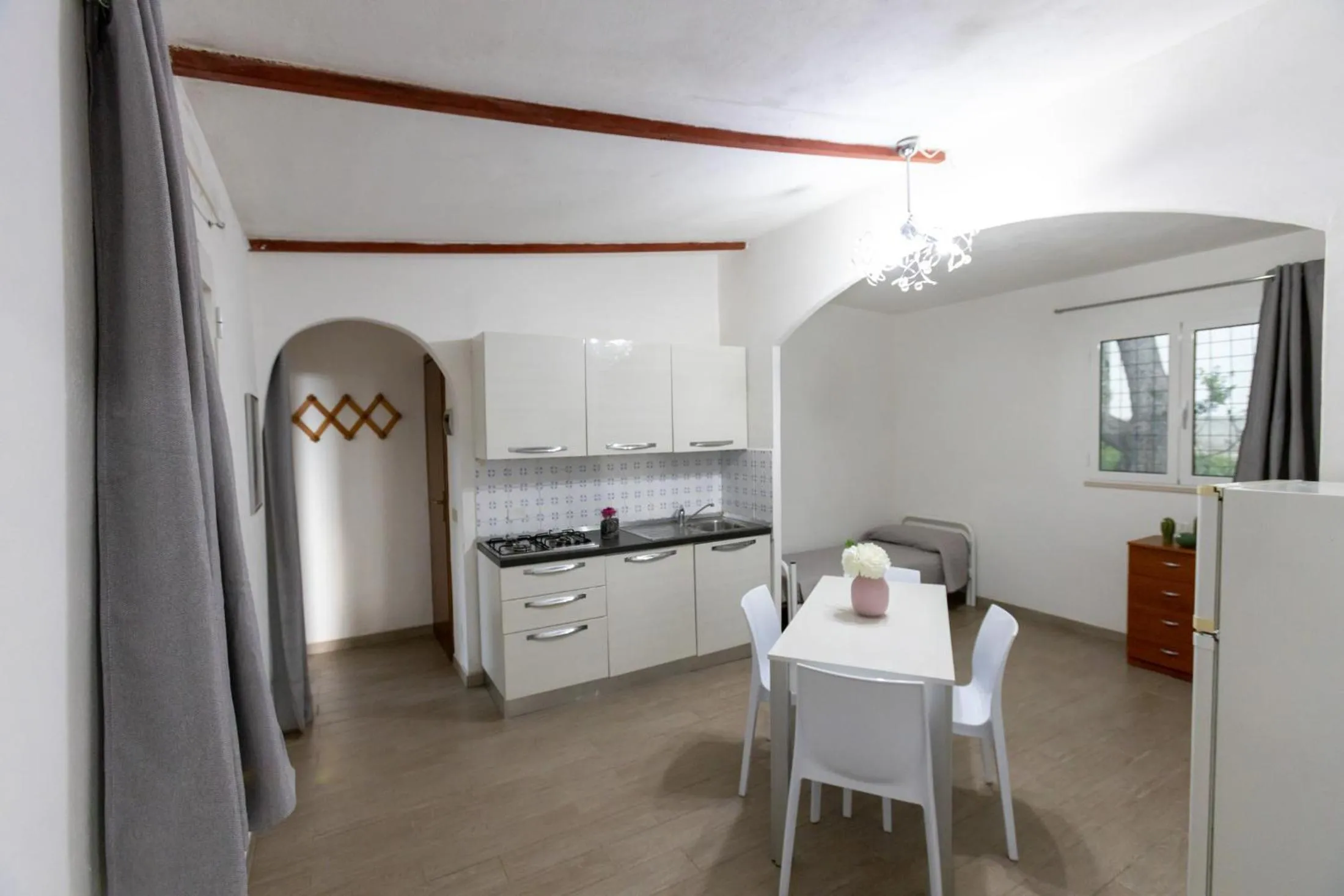 RESIDENCE EMARINE con SERVIZIO SPIAGGIA INCLUSO