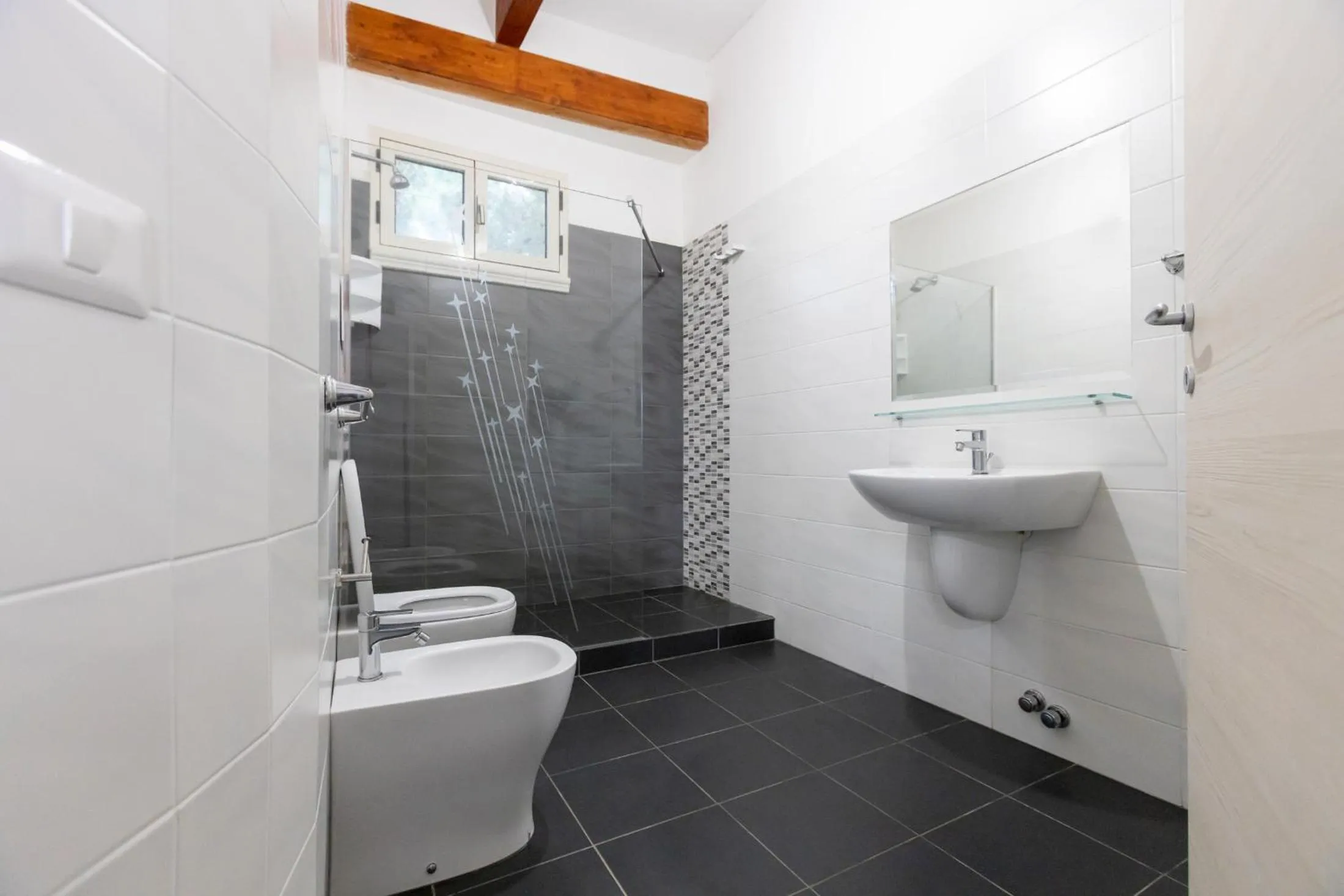 RESIDENCE EMARINE con SERVIZIO SPIAGGIA INCLUSO