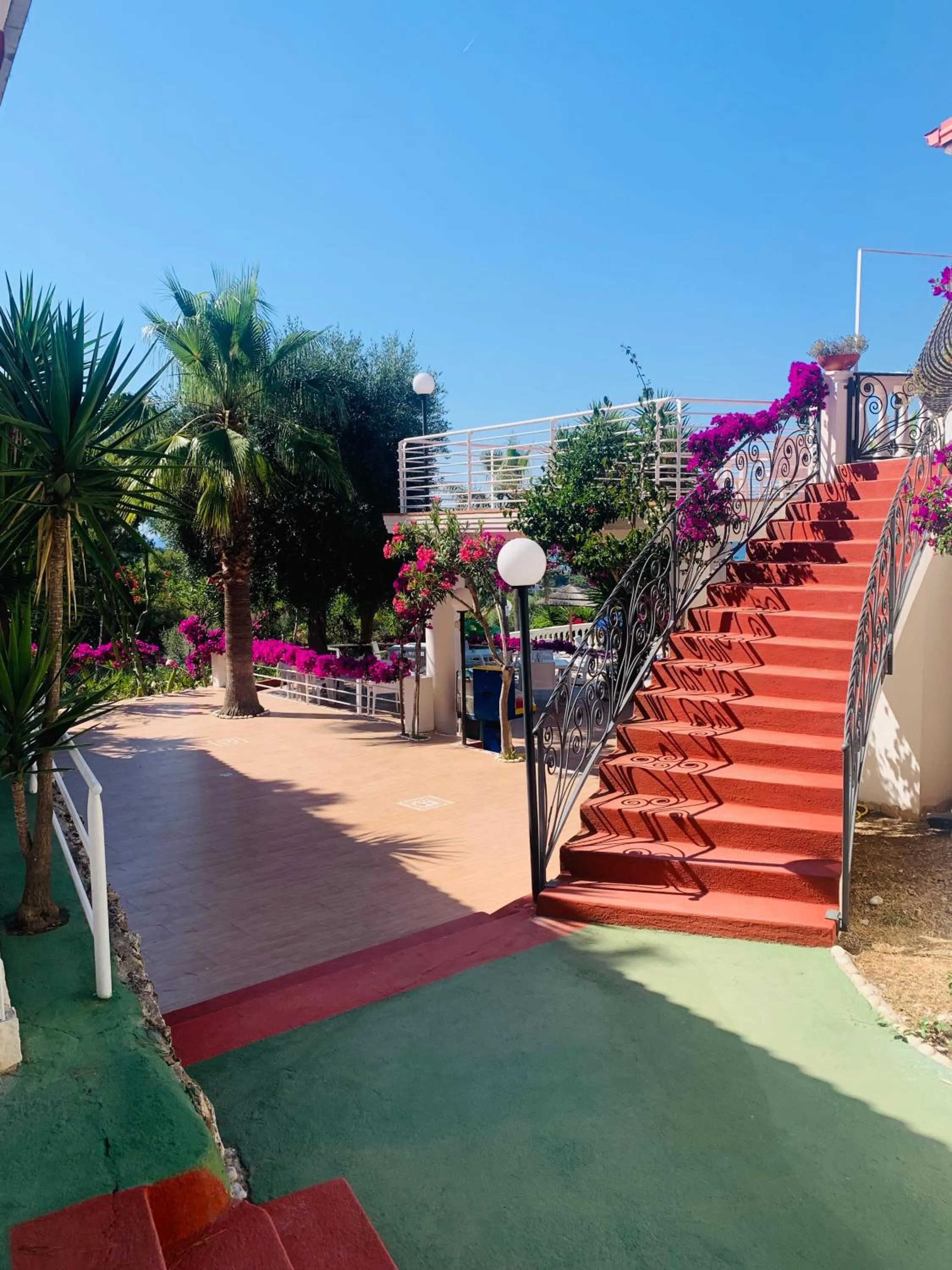 RESIDENCE EMARINE con SERVIZIO SPIAGGIA INCLUSO