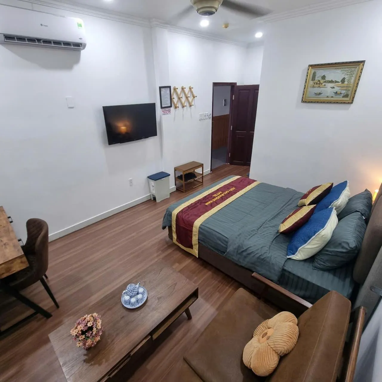 Bed in Ngoi Sao Phuong Nam Hotel