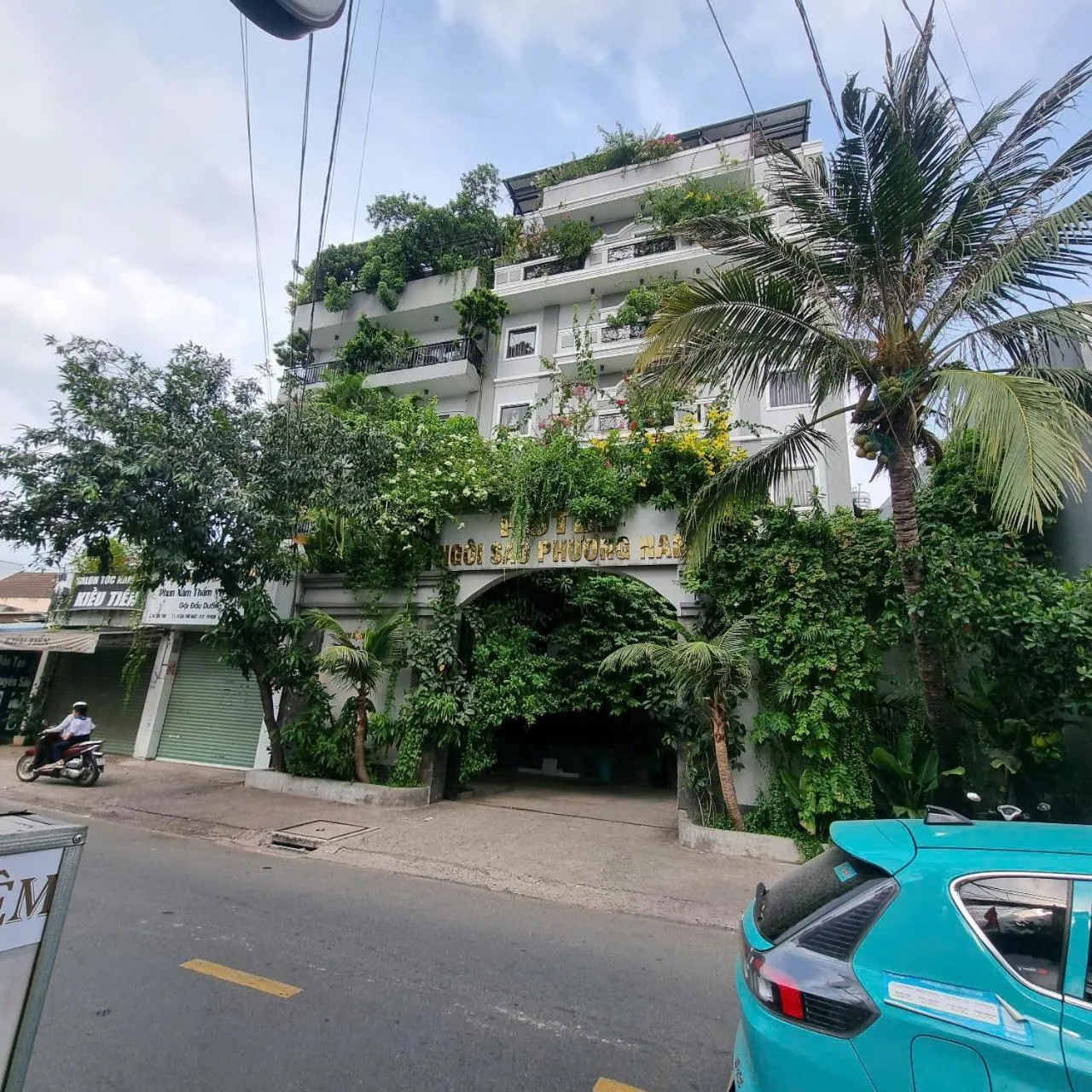 Day in Ngoi Sao Phuong Nam Hotel