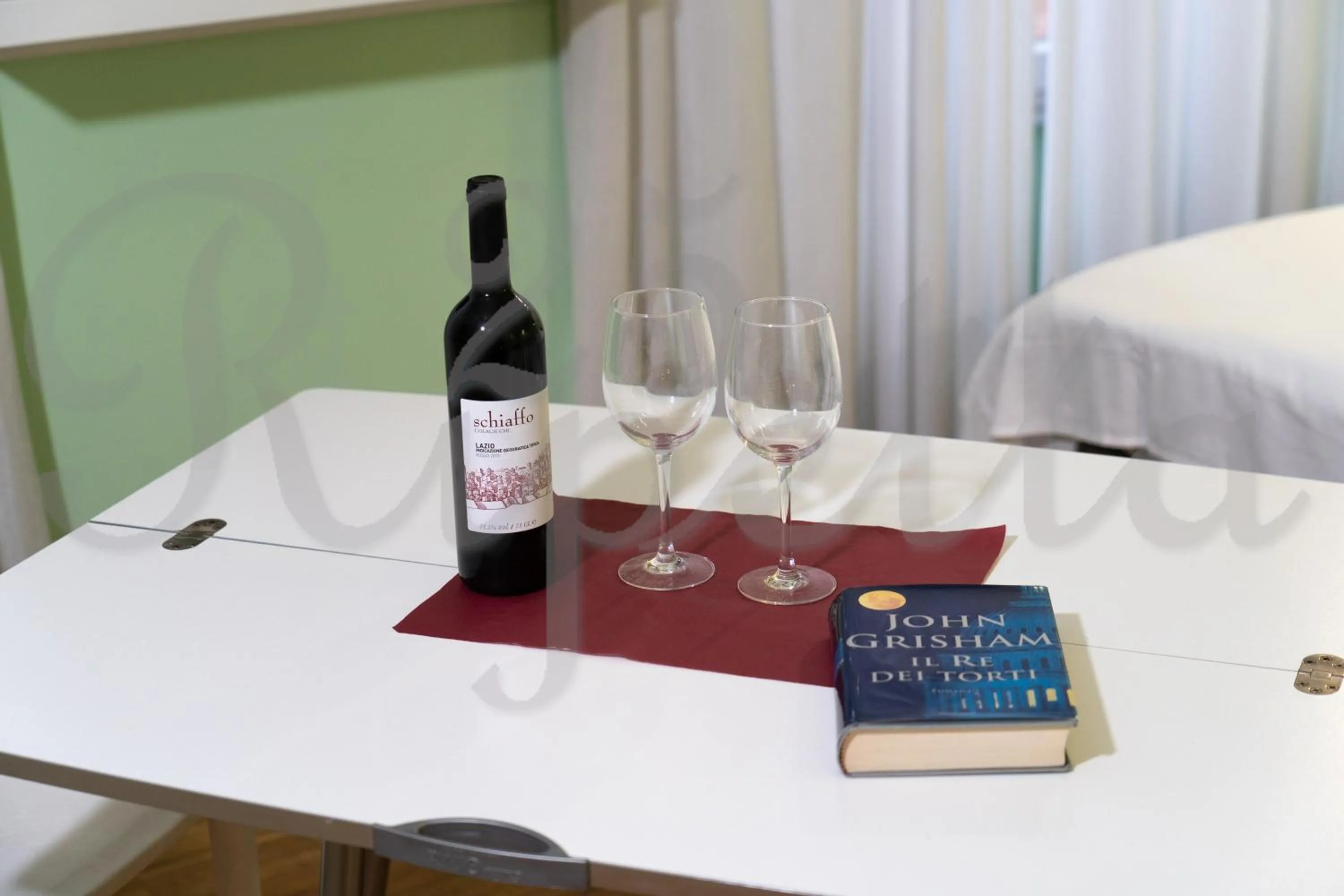 Drinks in Ripetta 25 Prestige Rooms