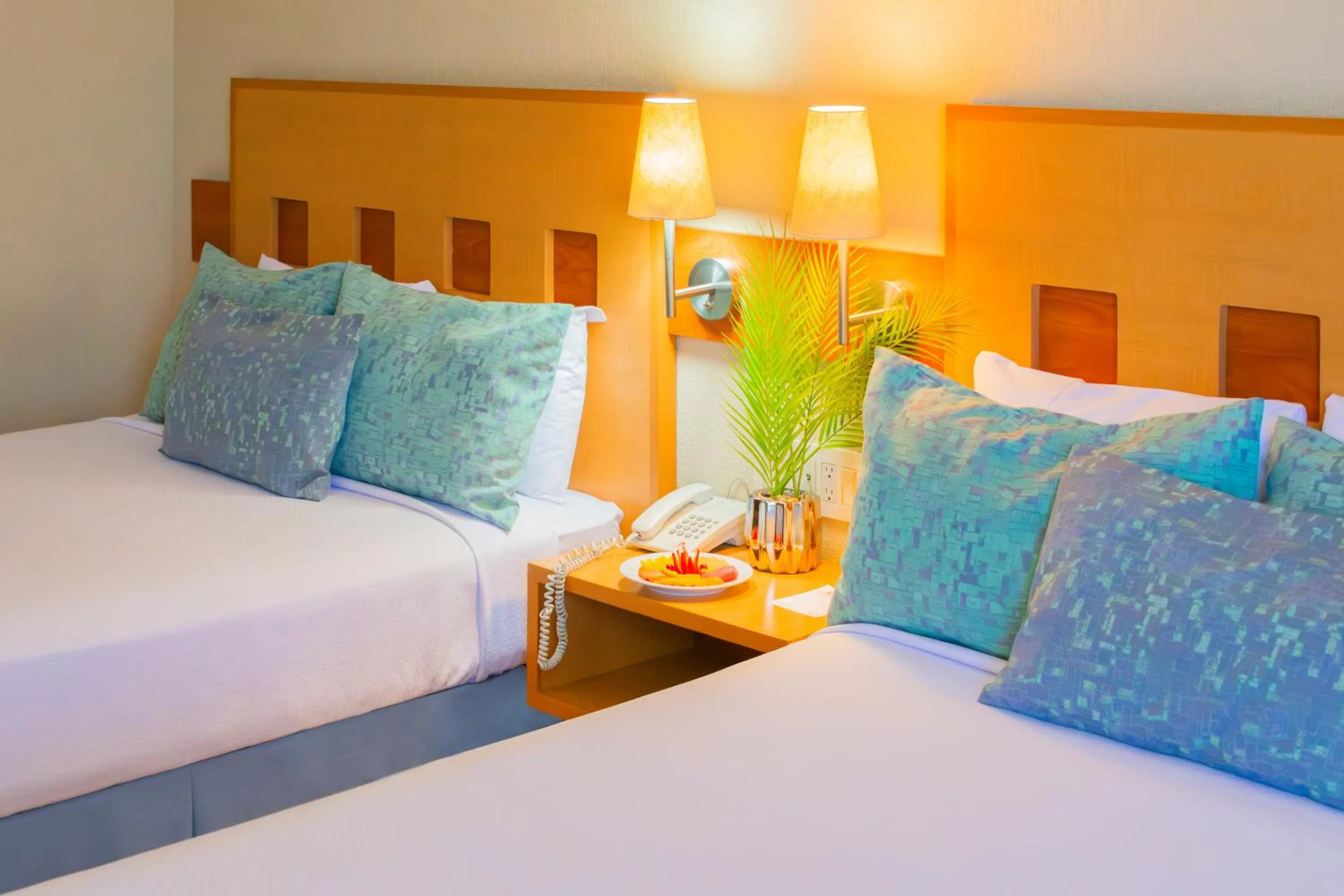 Photo of the whole room, Bed in Hotel Mirabel