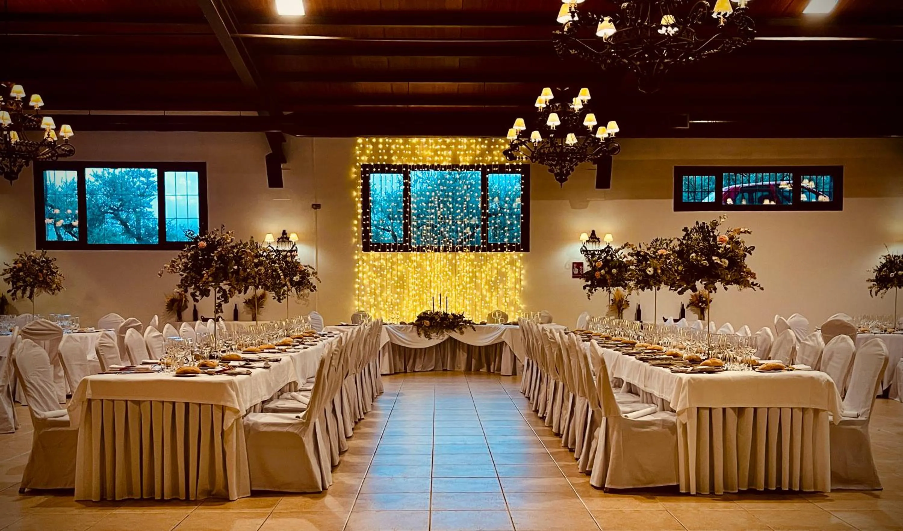 Banquet/Function facilities in Villa Xarahiz