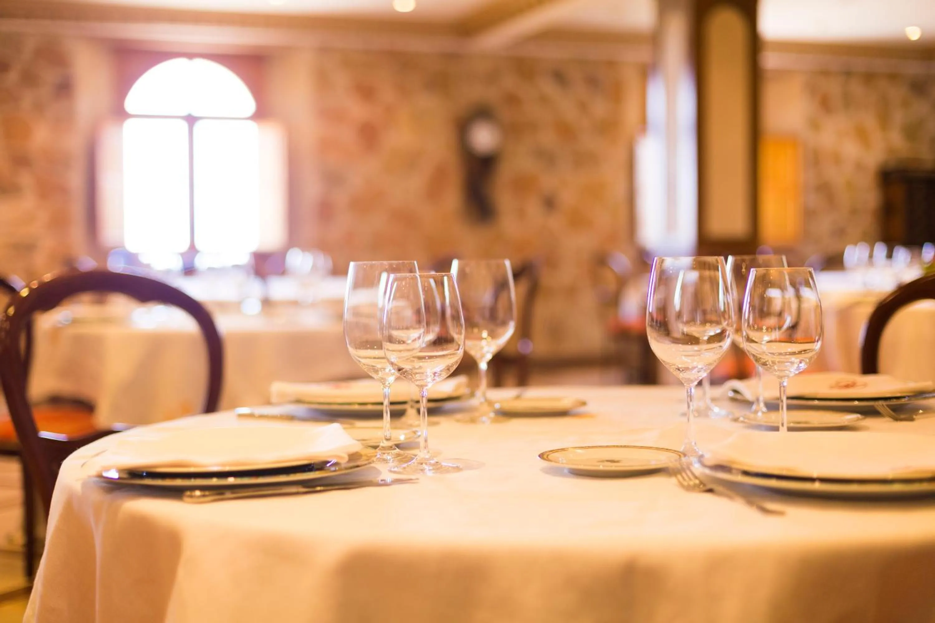 Restaurant/places to eat in Hotel Torremilanos