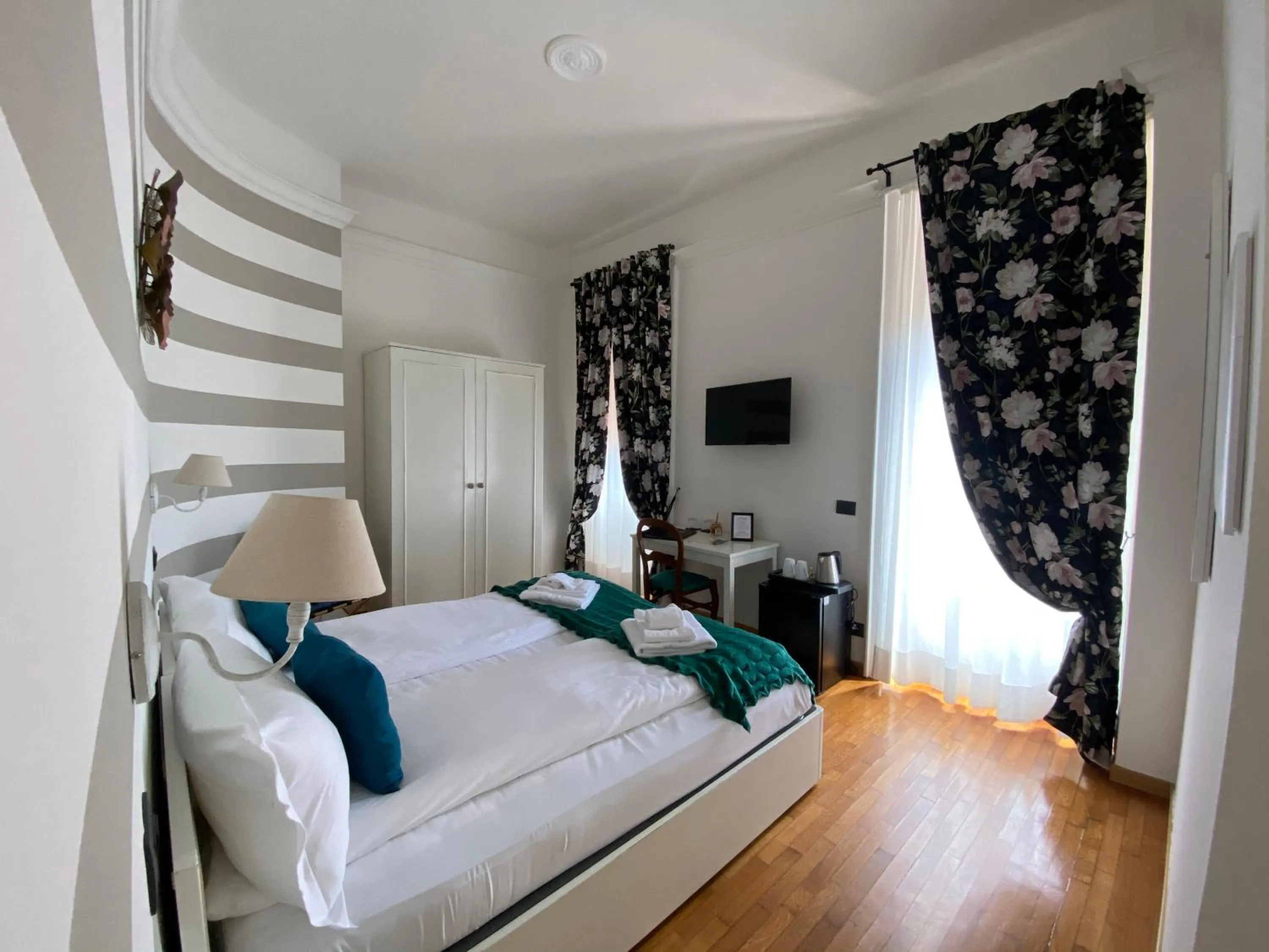 Bed in Hotel La Fontana