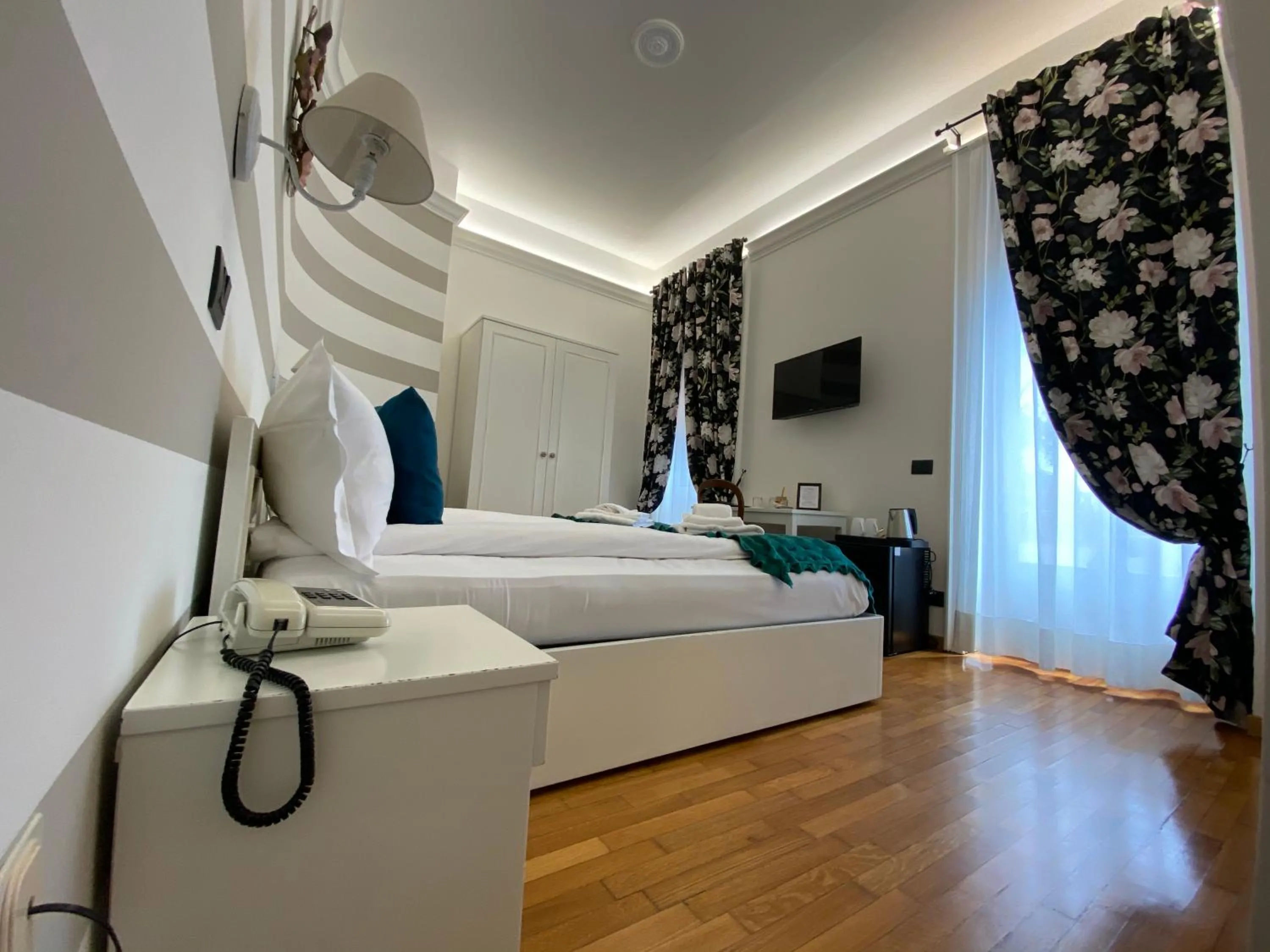 Bed in Hotel La Fontana