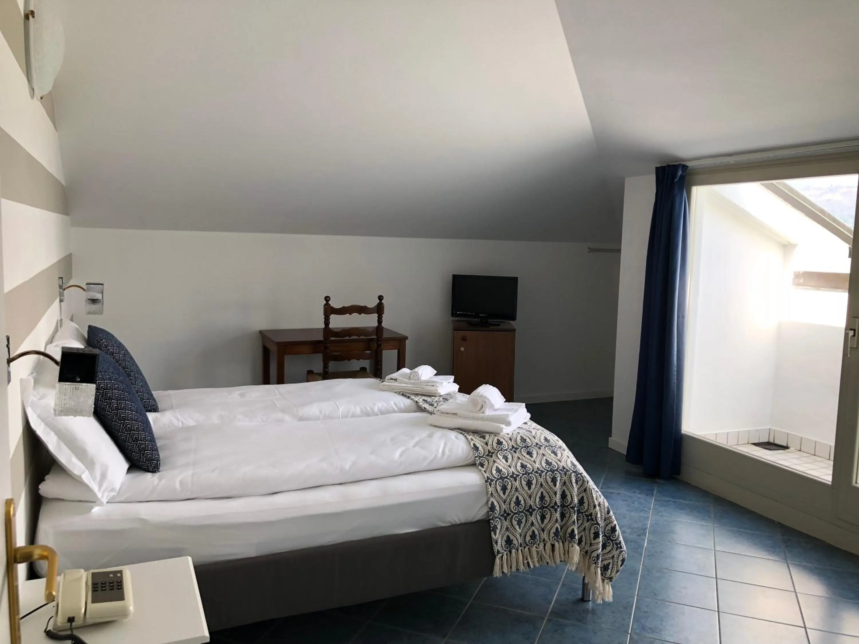 Bedroom, Bed in Hotel La Fontana