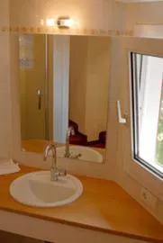 Bathroom in Hotel Dolomiten