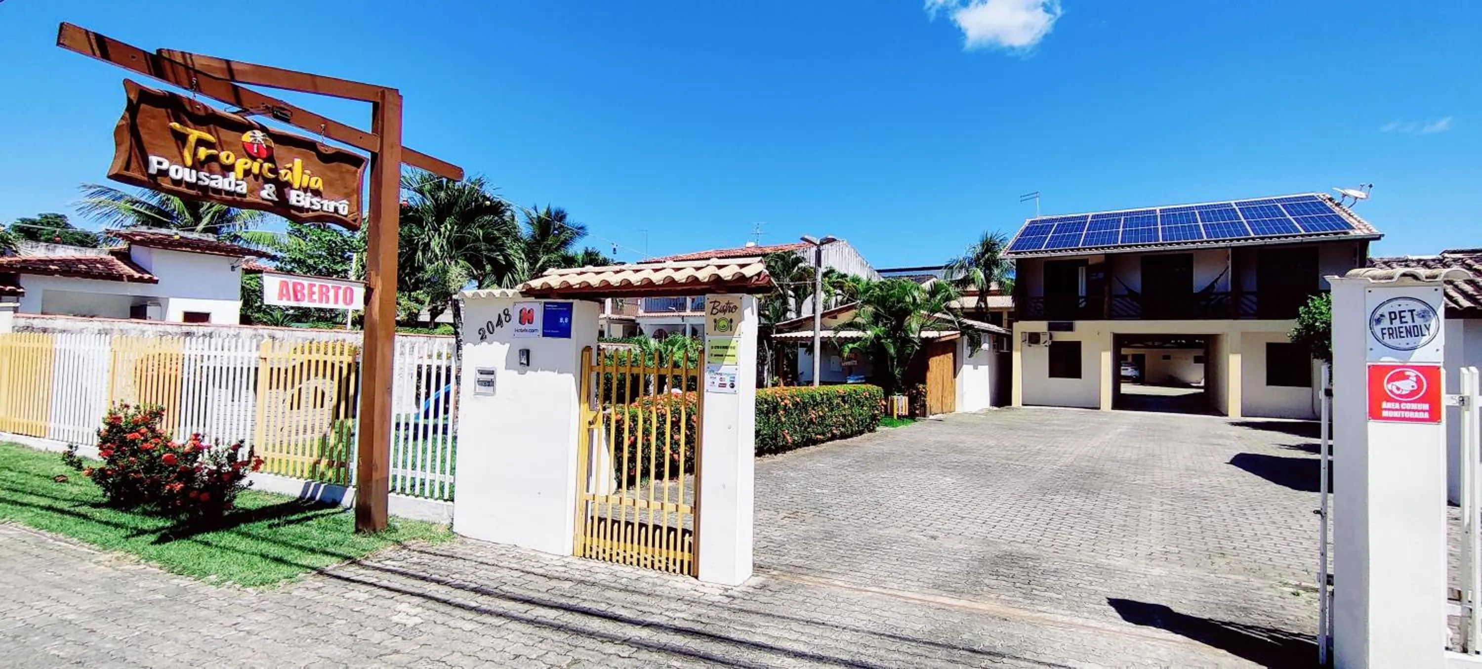 Property building in Pousada Tropicalia