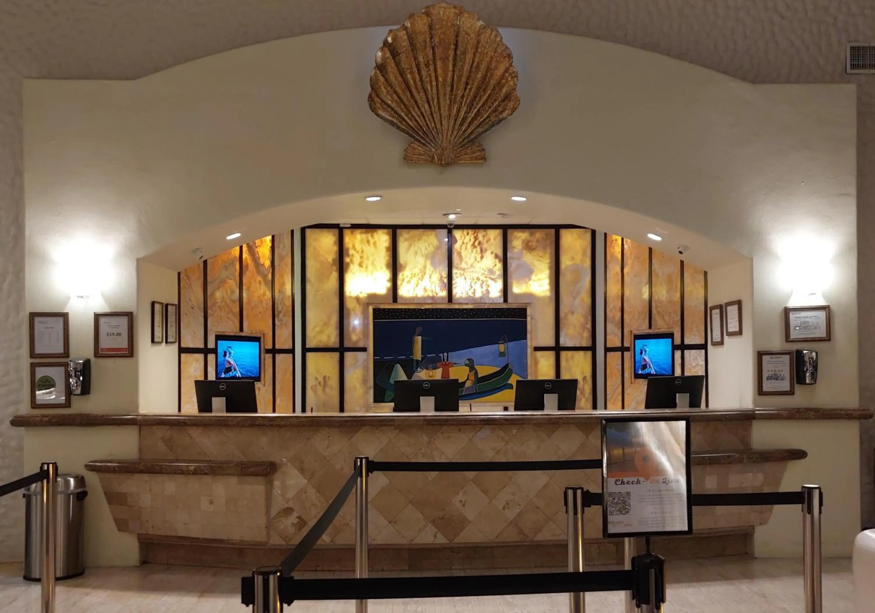 Lobby or reception in Peñasco del Sol Hotel