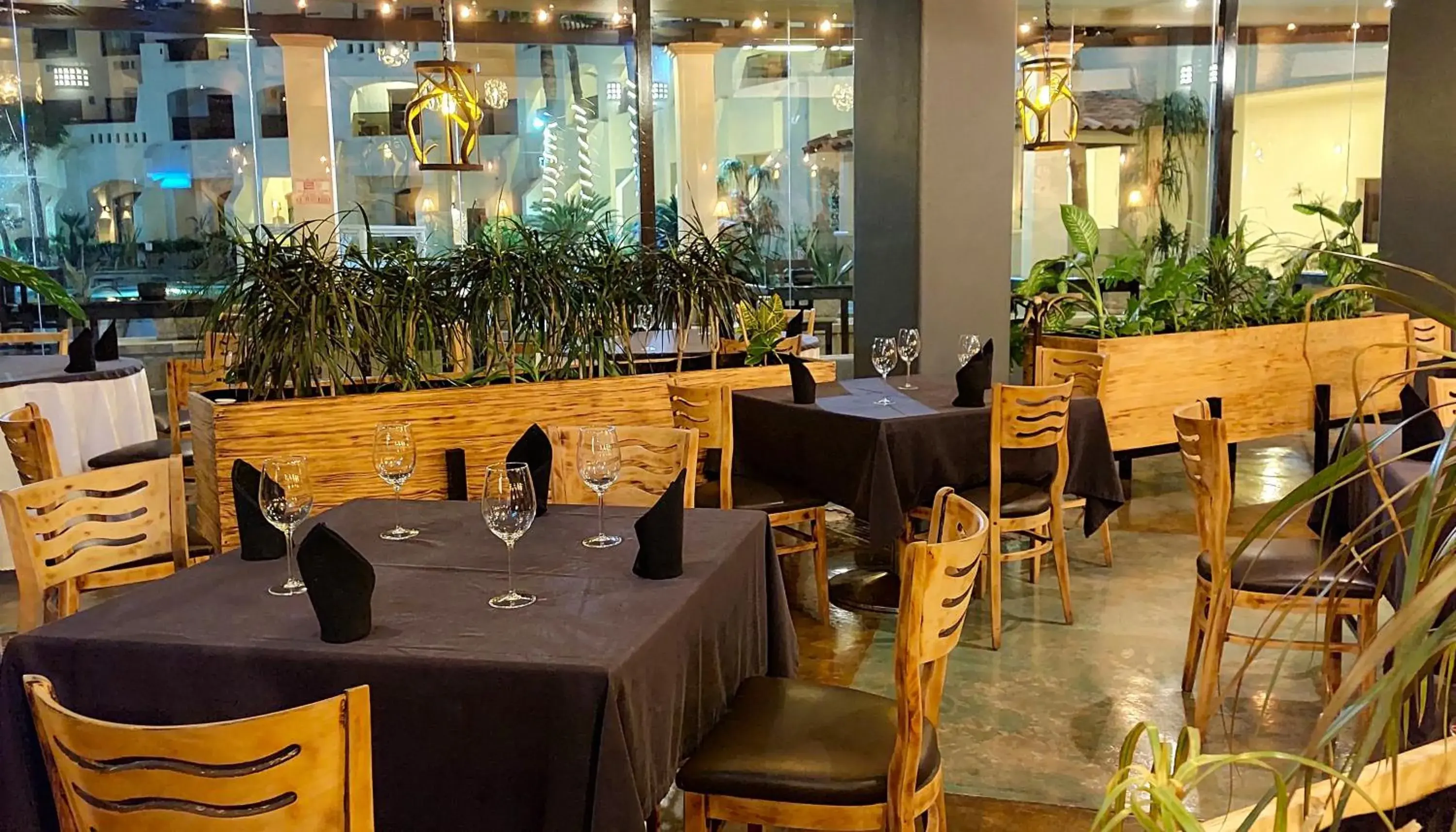 Restaurant/places to eat in Peñasco del Sol Hotel Restaurant/places to eat in Peñasco del Sol Hotel