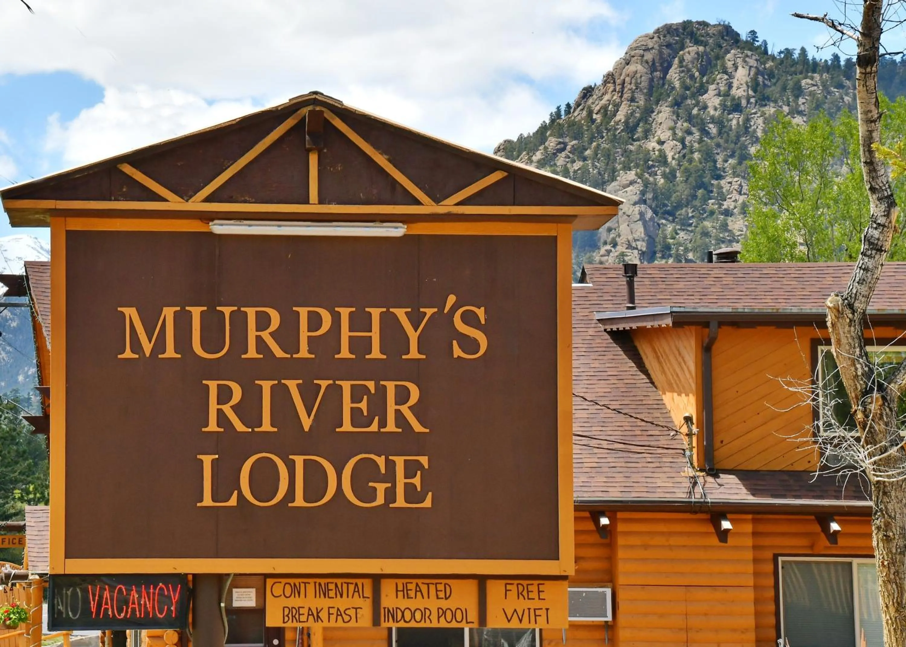 Property logo or sign in Murphy's River Lodge