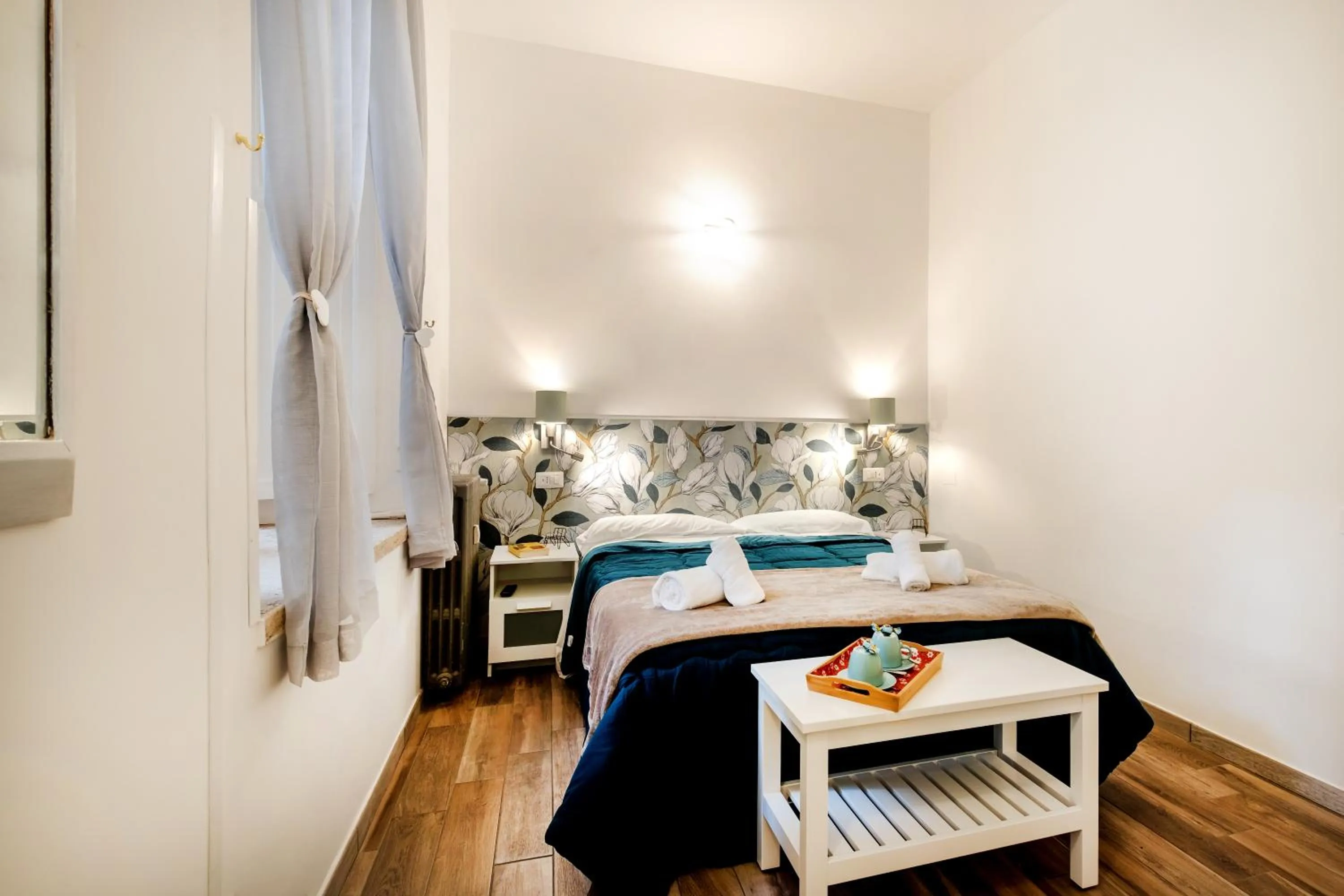 View (from property/room), Bed in Vatican36 Guest House