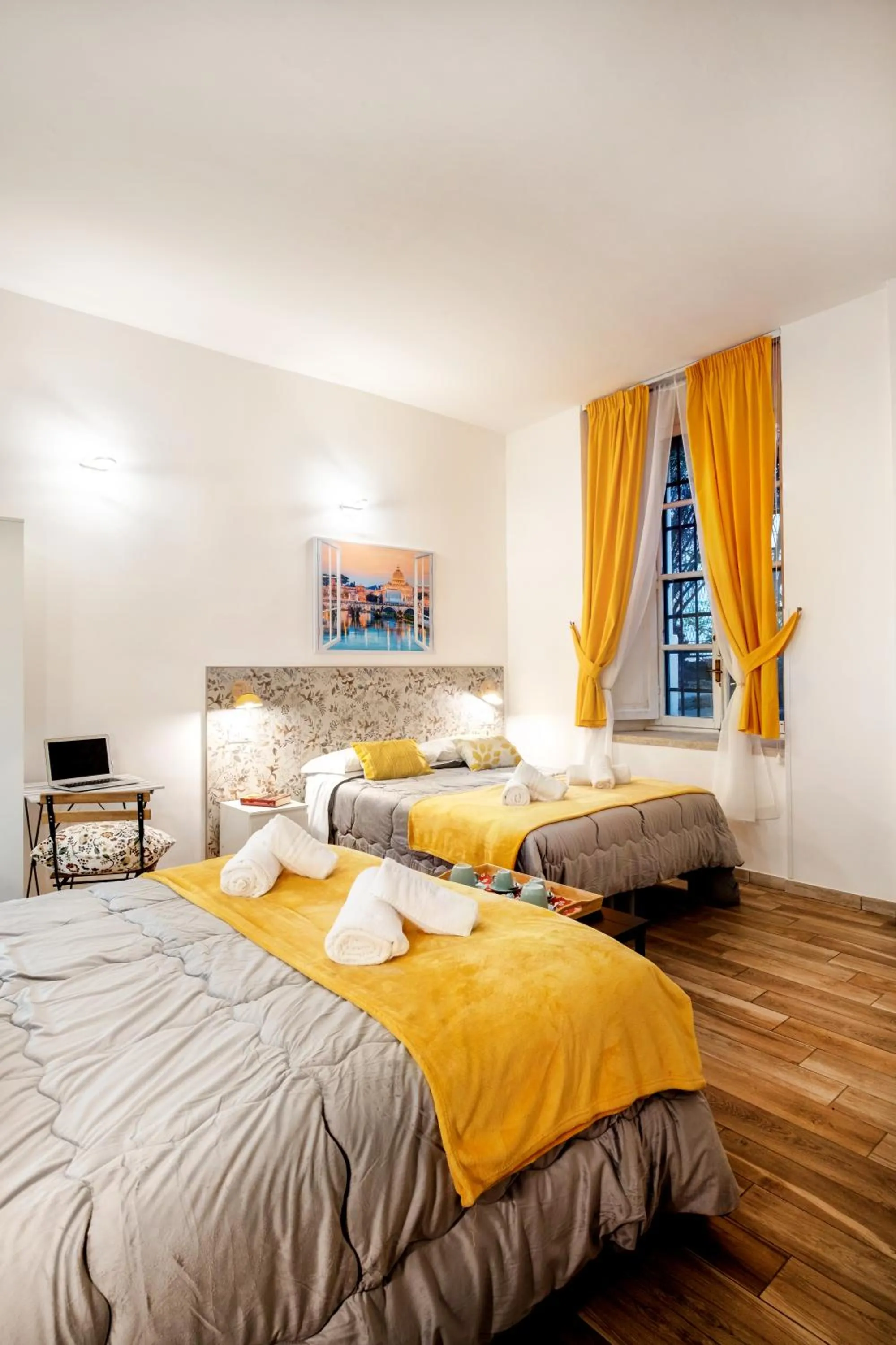 View (from property/room), Bed in Vatican36 Guest House