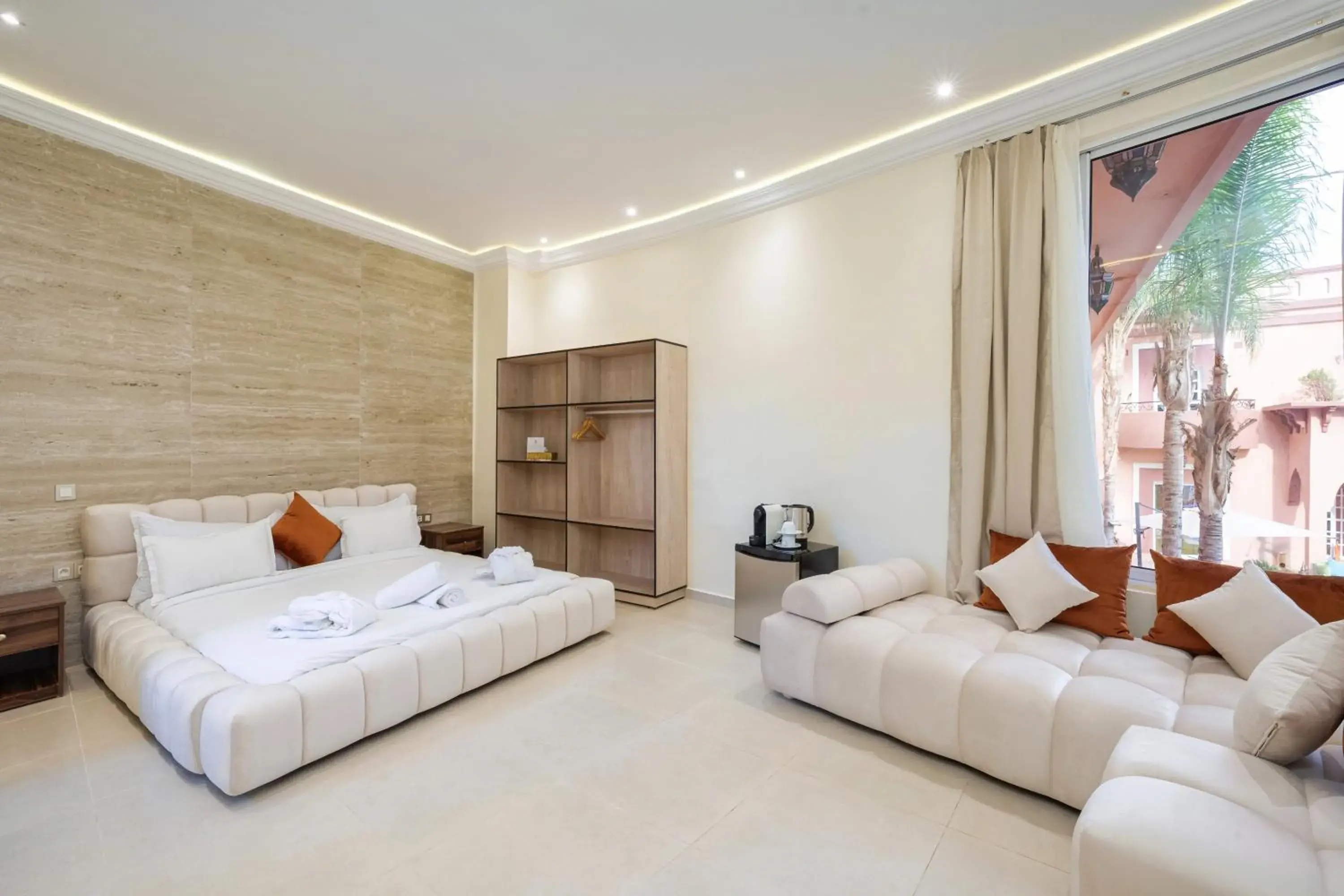Living room, Bed in Albakech Boutique Hôtel & Spa