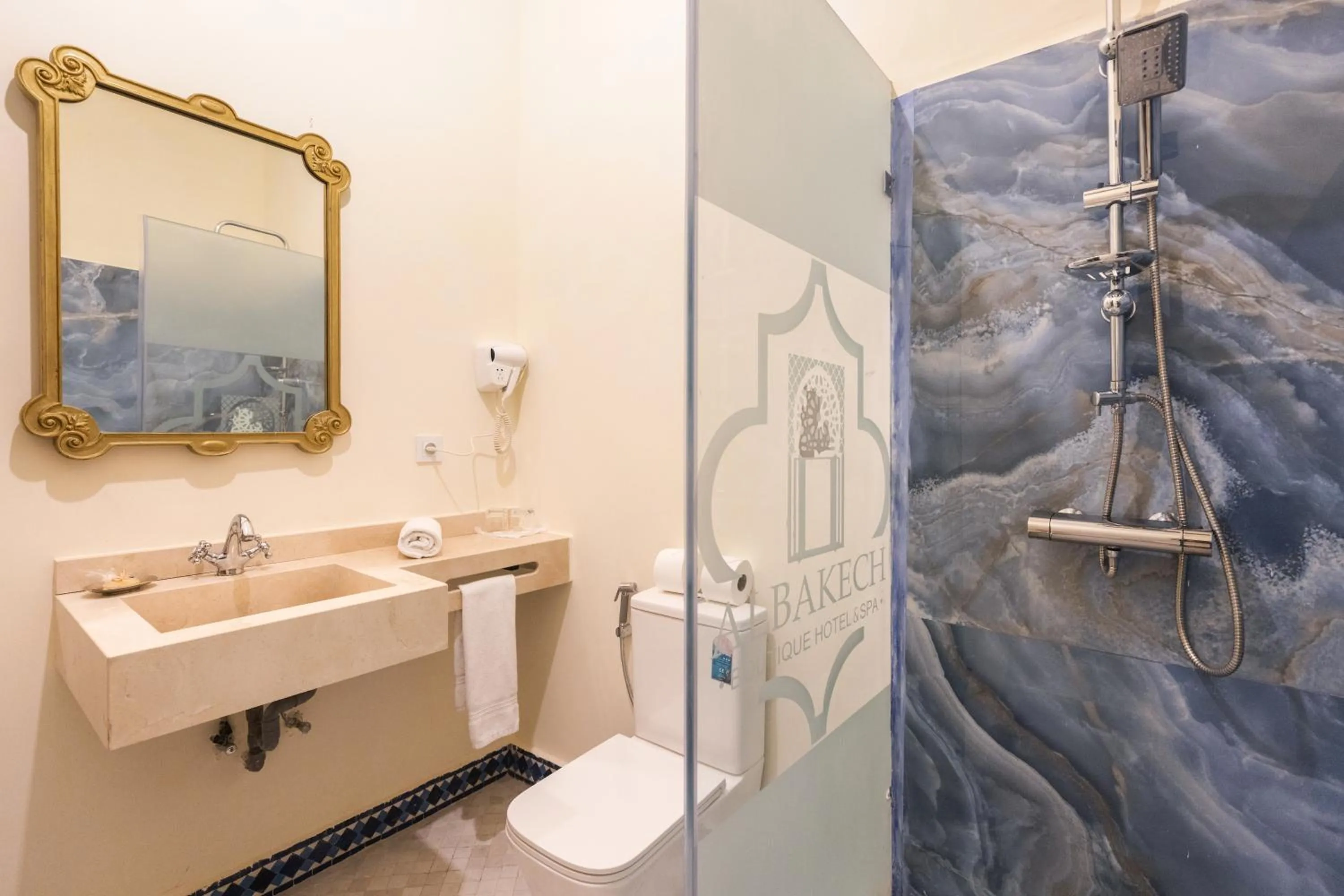 Shower in Albakech Boutique Hôtel & Spa