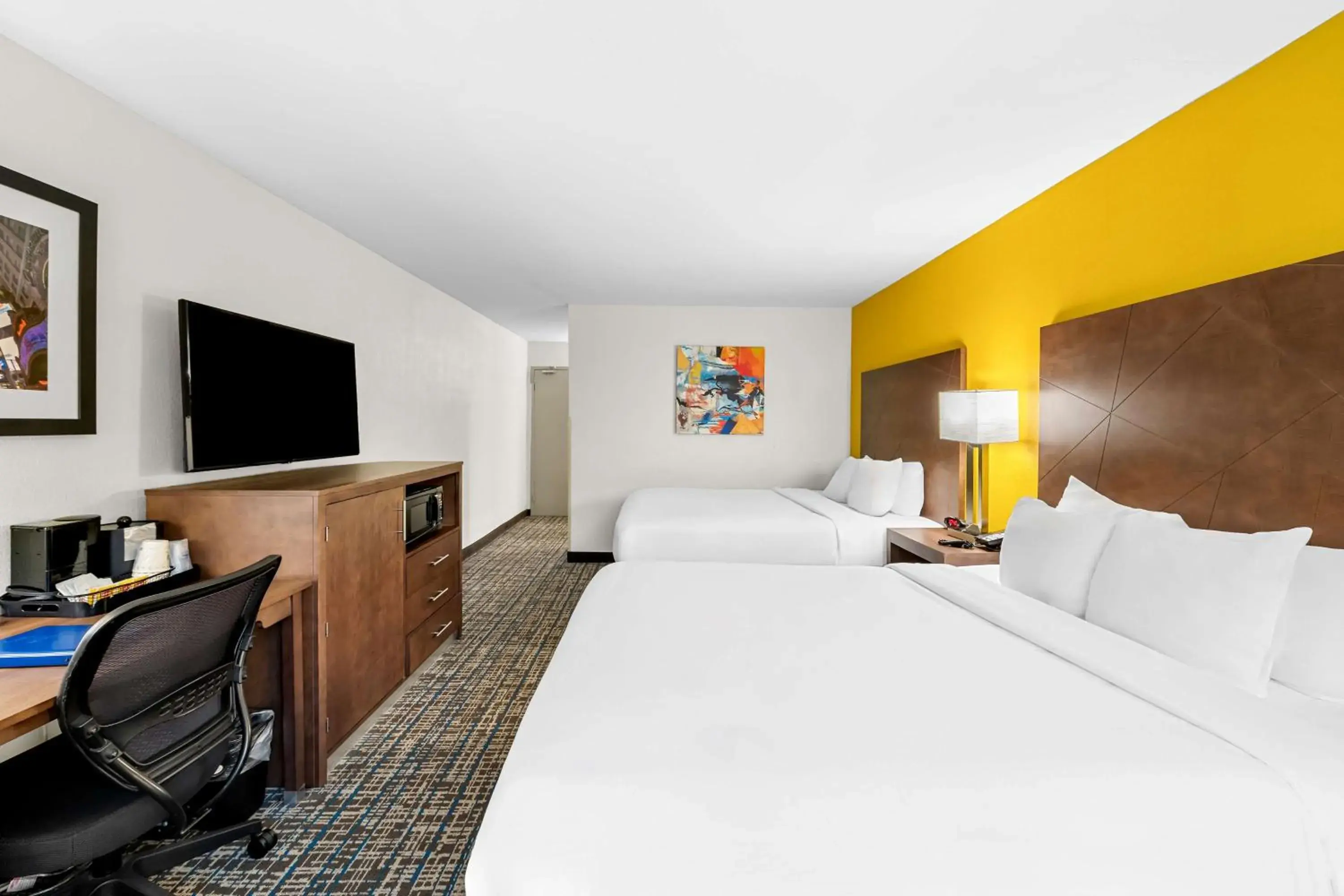 Bedroom, Bed in Best Western Inn at Ramsey Bedroom, Bed in Best Western Inn at Ramsey