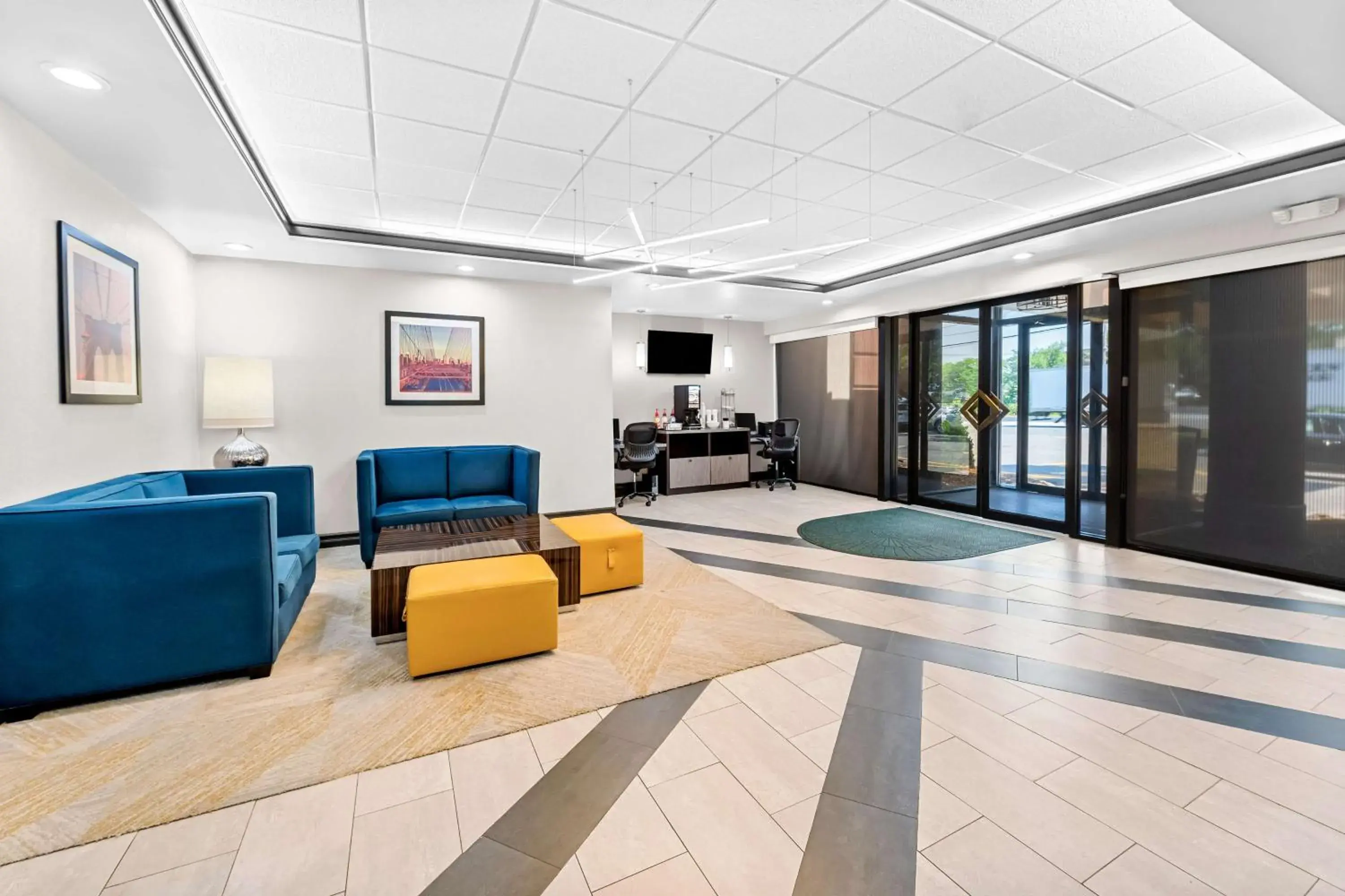 Lobby or reception in Best Western Inn at Ramsey Lobby or reception in Best Western Inn at Ramsey