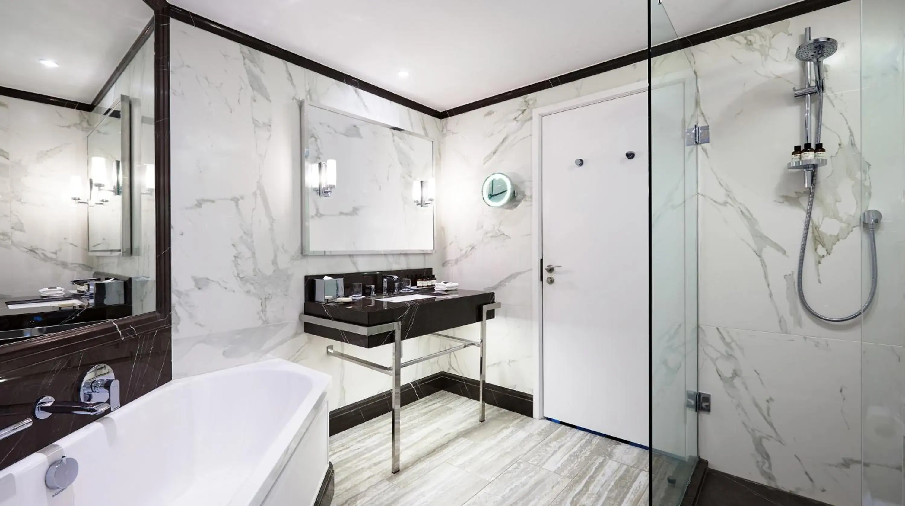 Double Room with Two Double Beds in Fairmont St Andrews, Scotland Double Room with Two Double Beds in Fairmont St Andrews, Scotland