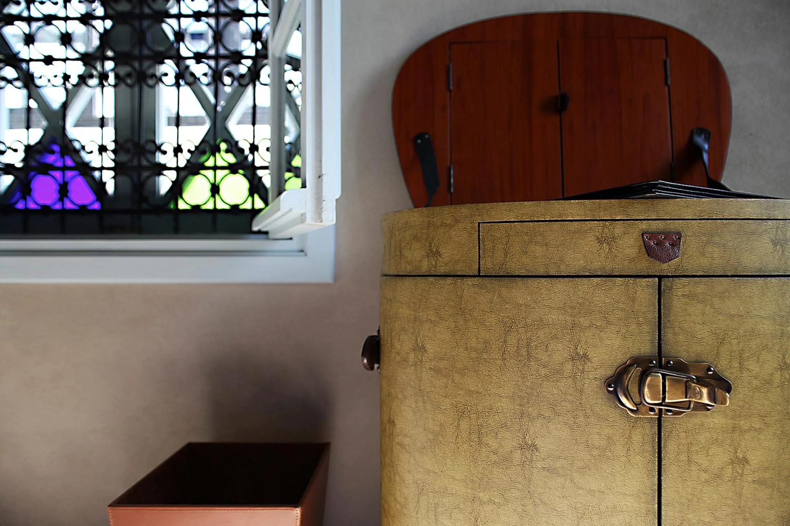 Decorative detail in L'Alcazar