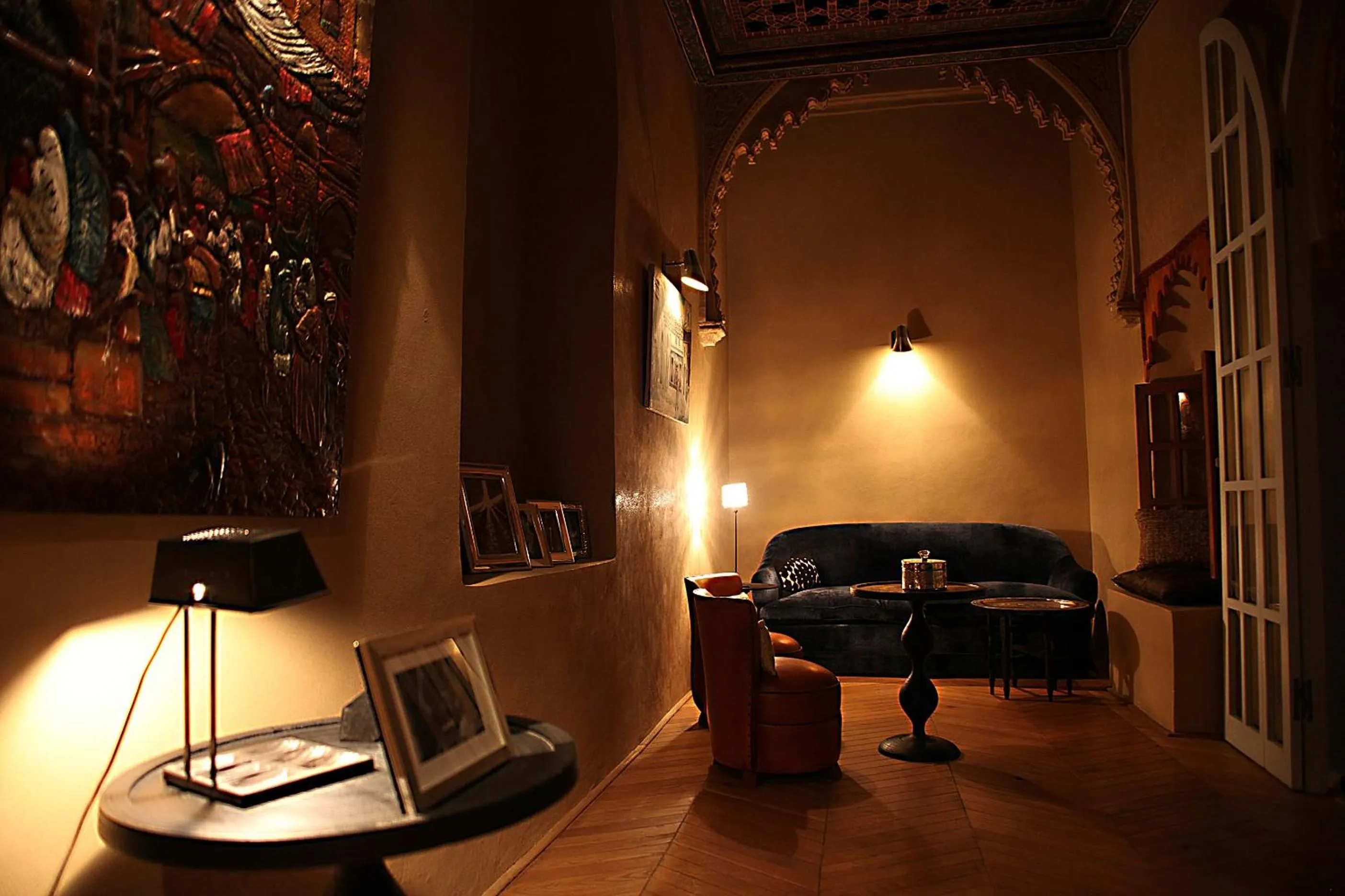 Decorative detail in L'Alcazar