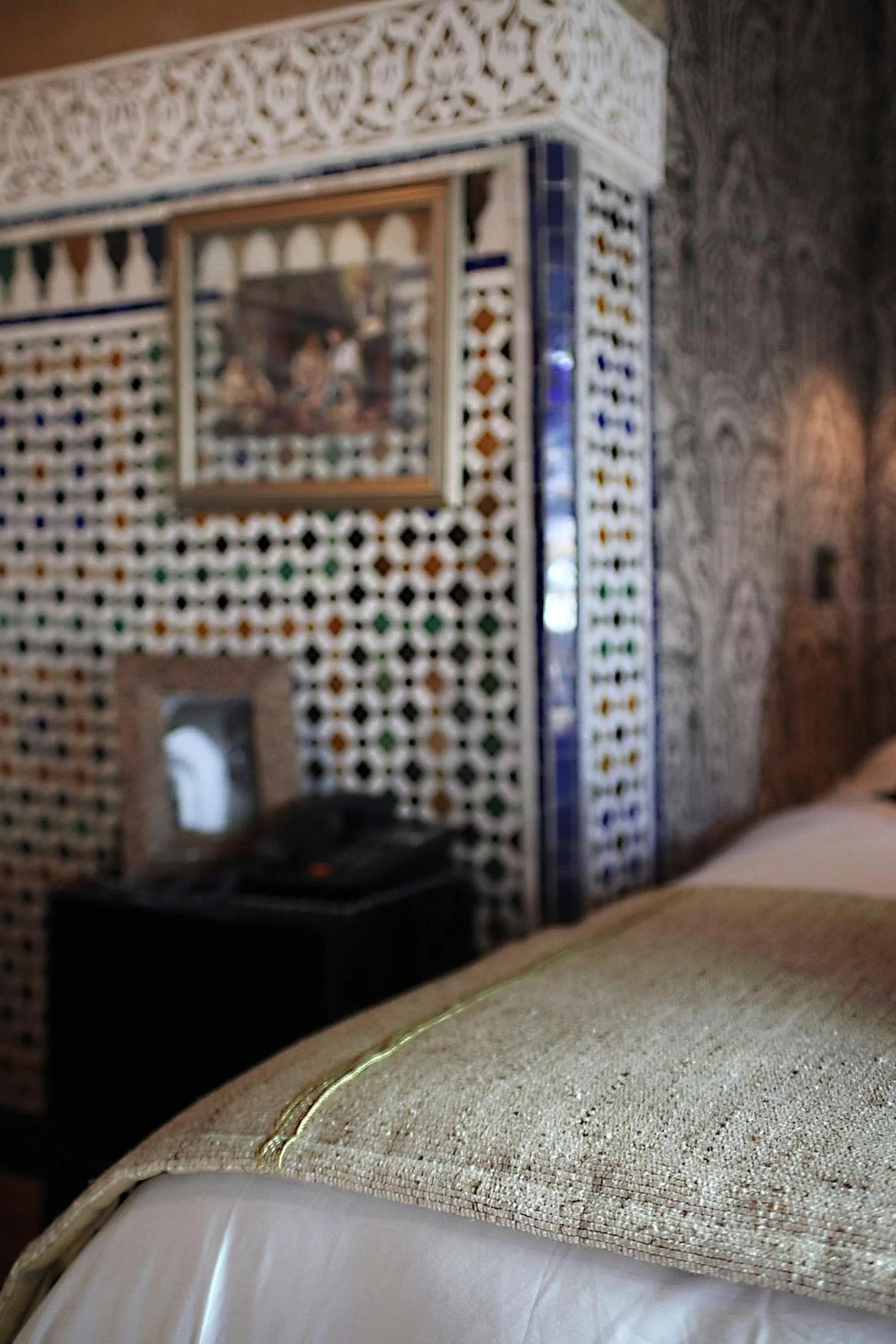 Decorative detail, Bed in L'Alcazar