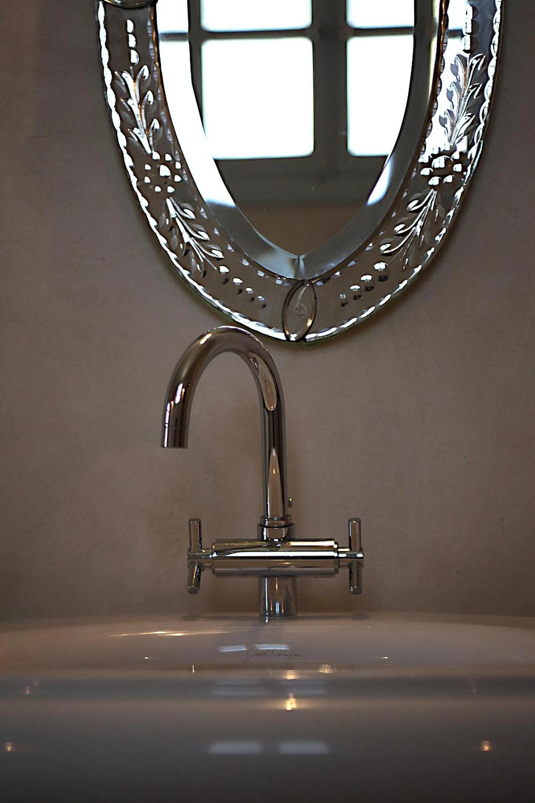 Bathroom in L'Alcazar