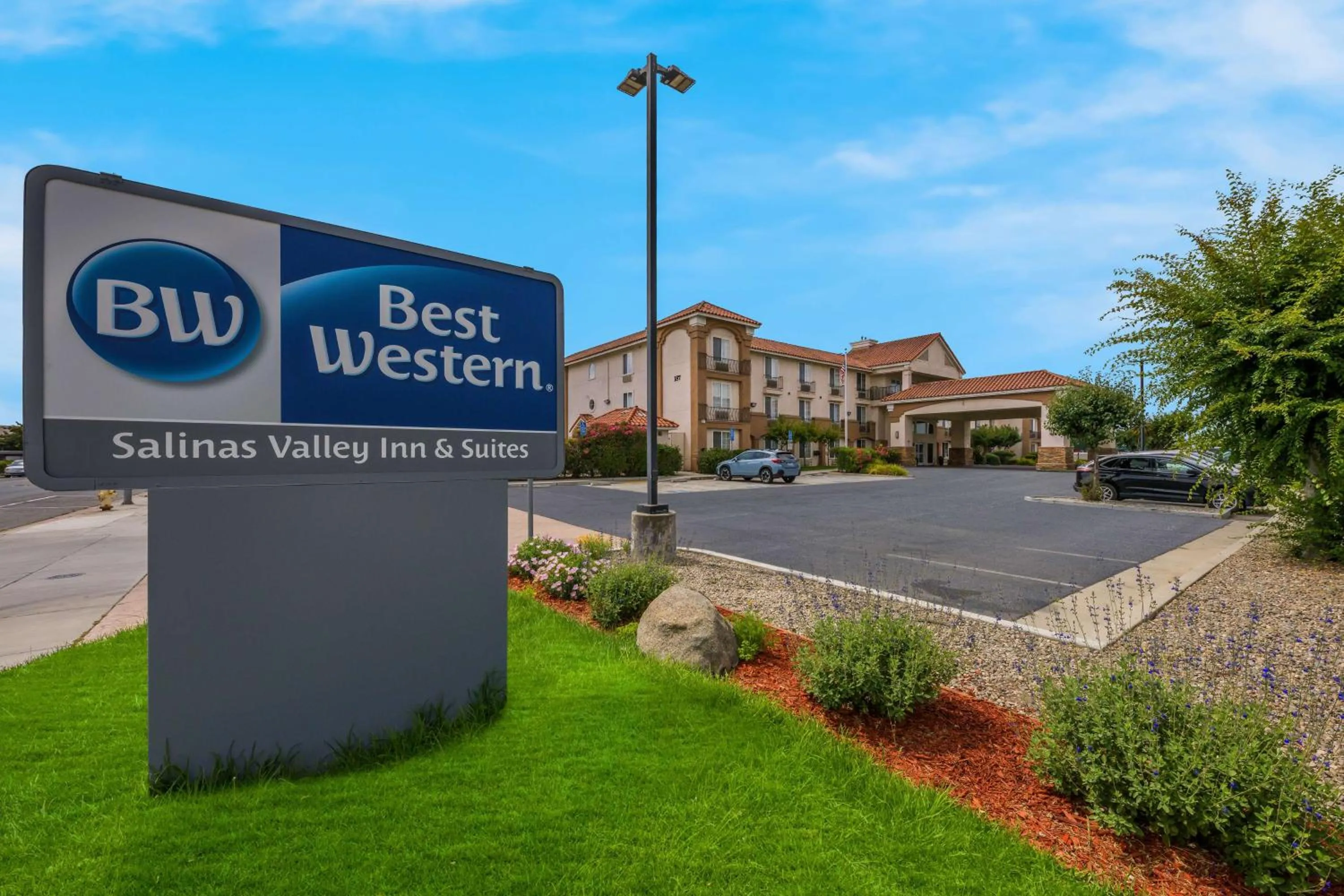 Property building in Best Western Salinas Valley Inn & Suites