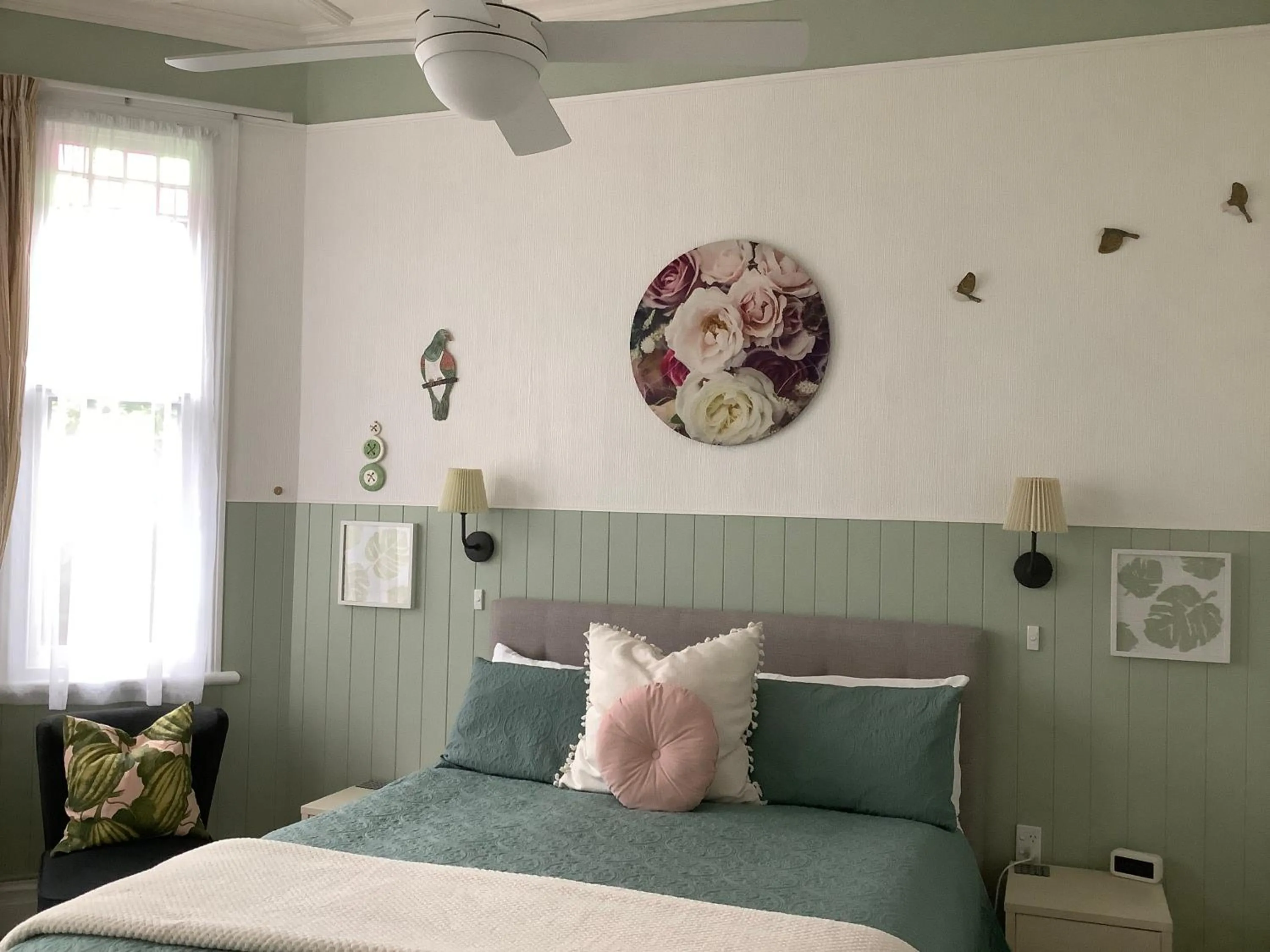 Bed in Chelsea House Bed & Breakfast