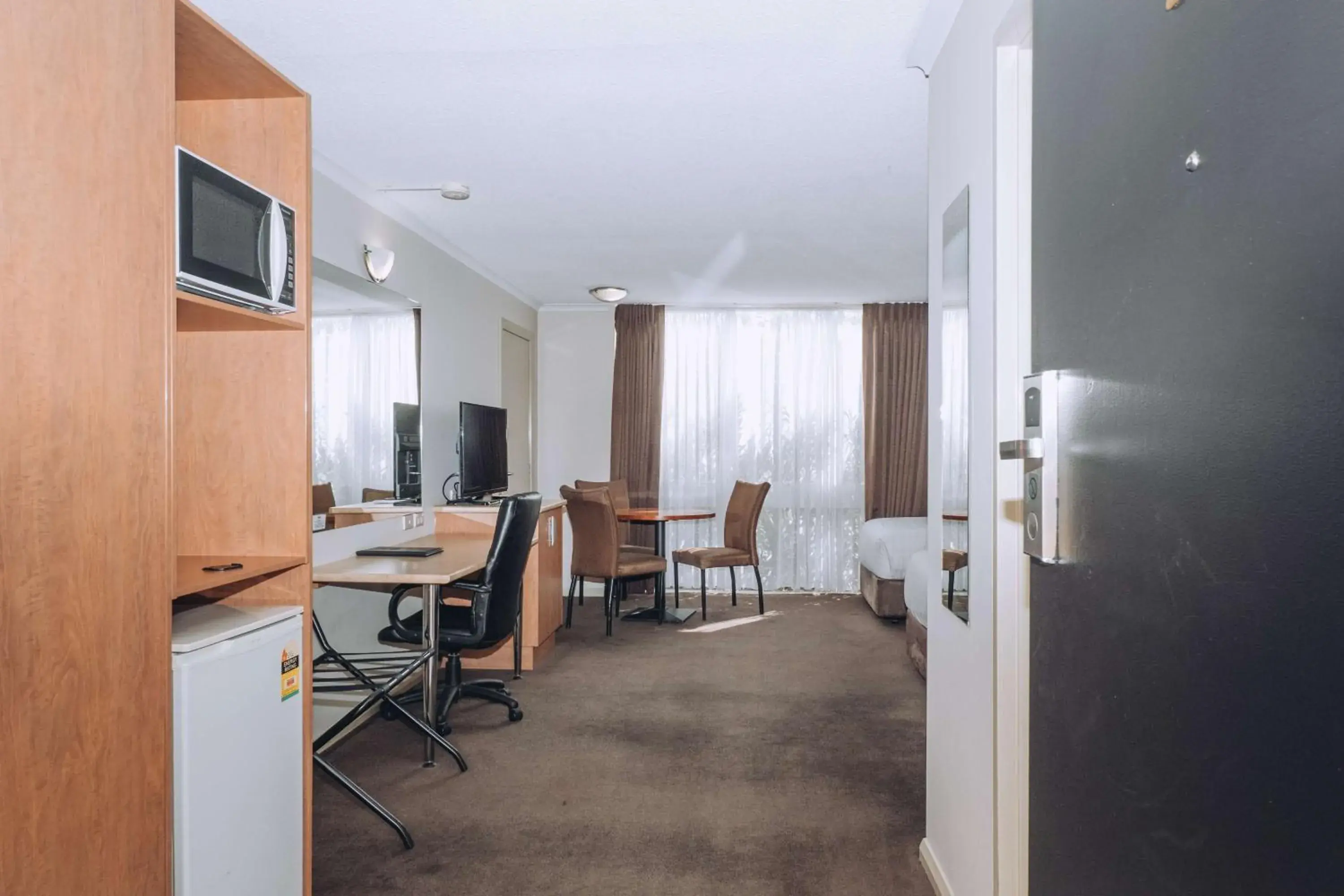 Bedroom in Best Western Chaffey Motor Inn Bedroom in Best Western Chaffey Motor Inn