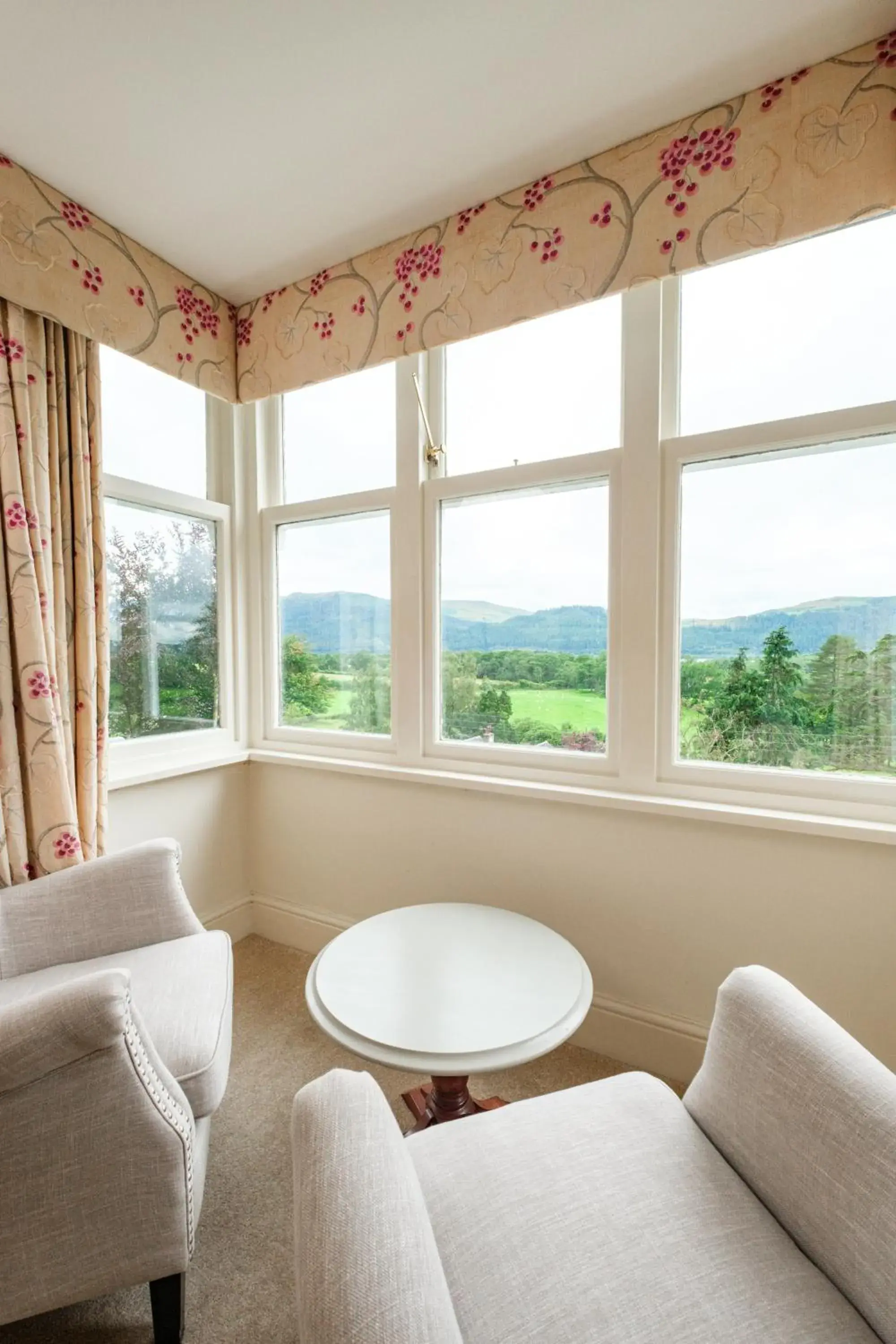 Premium Double Room in Ravenstone Manor Premium Double Room in Ravenstone Manor