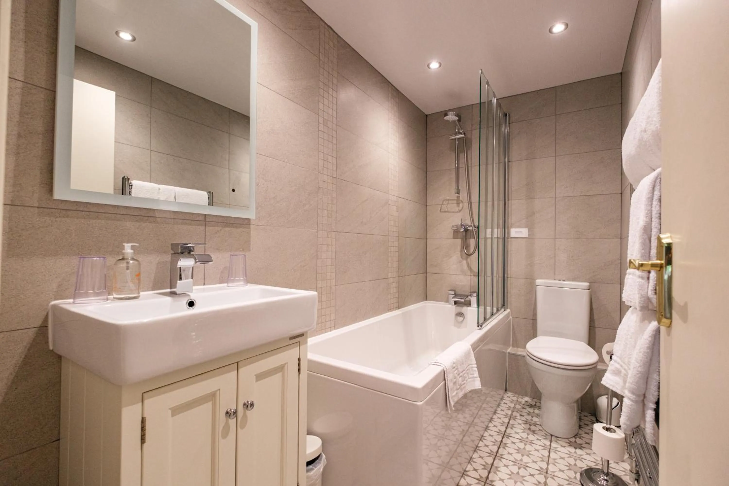 Shower in Ravenstone Manor