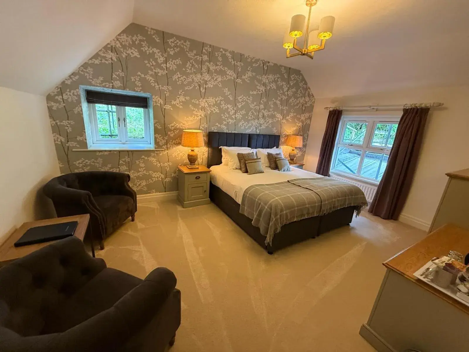 Superior Double or Twin Room in Ravenstone Manor Superior Double or Twin Room in Ravenstone Manor