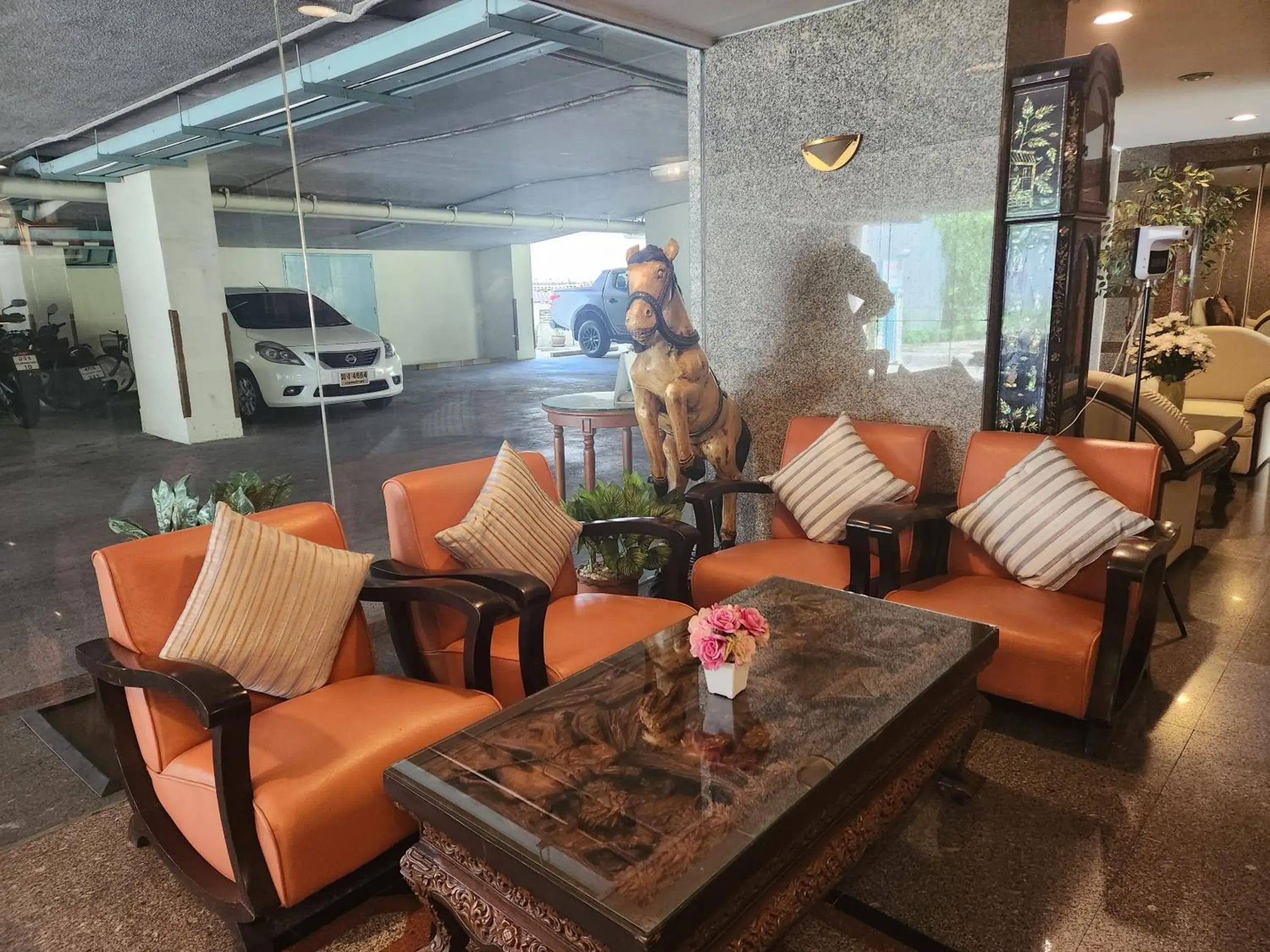 Property building in Interchange Tower Serviced Apartment - SHA Extra Plus Property building in Interchange Tower Serviced Apartment - SHA Extra Plus