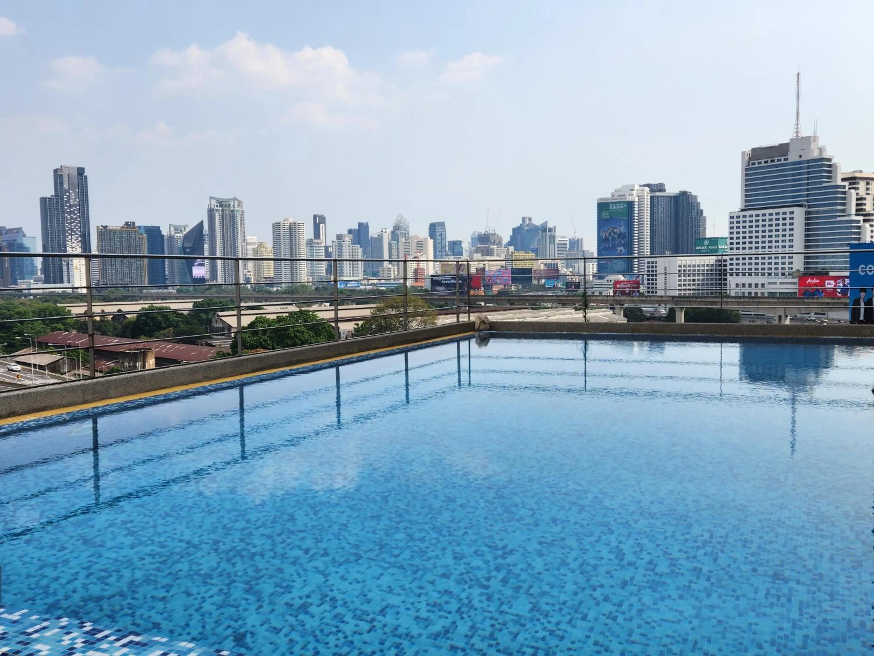 Swimming pool in Interchange Tower Serviced Apartment - SHA Extra Plus