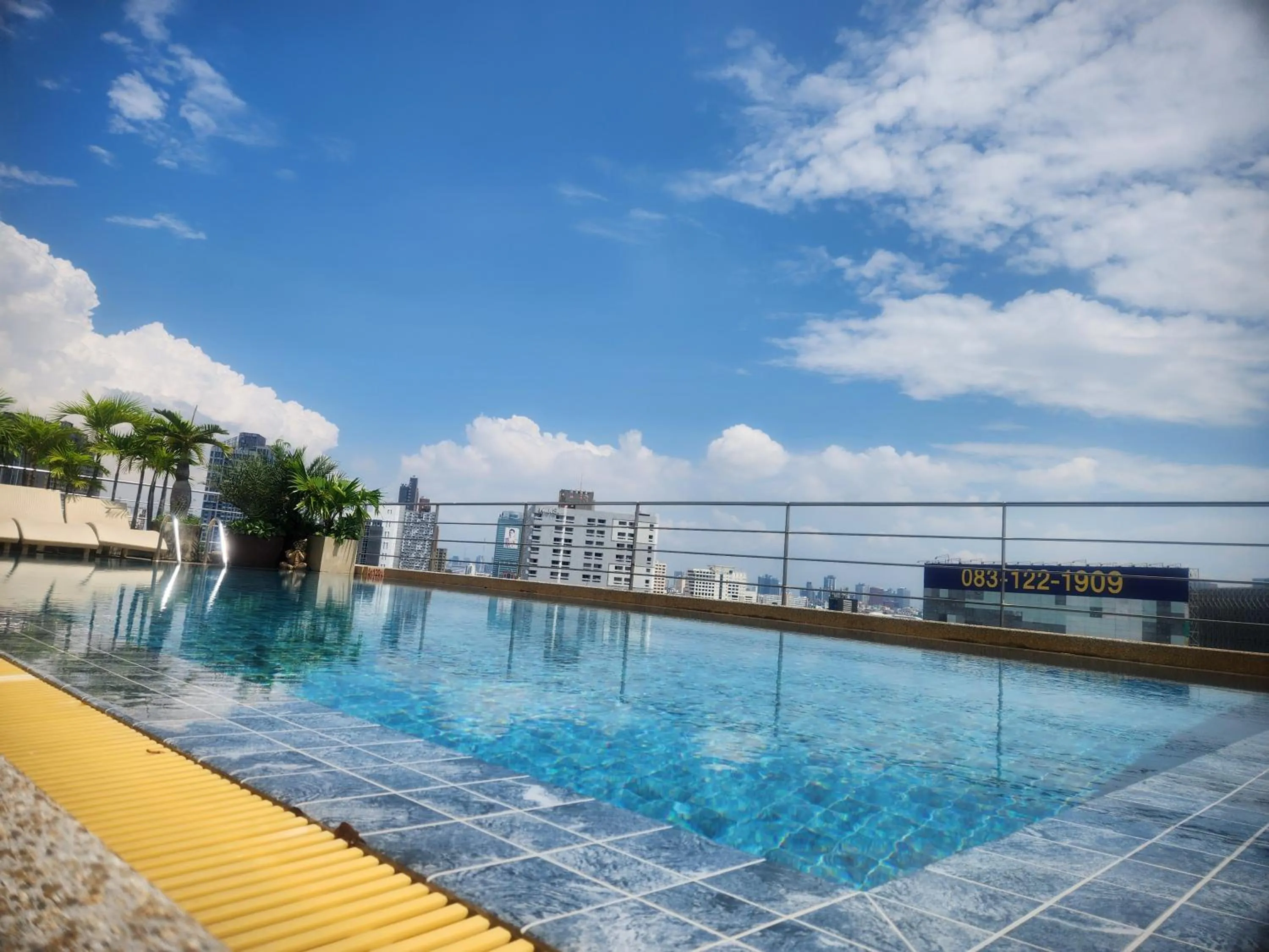 Swimming pool in Interchange Tower Serviced Apartment - SHA Extra Plus